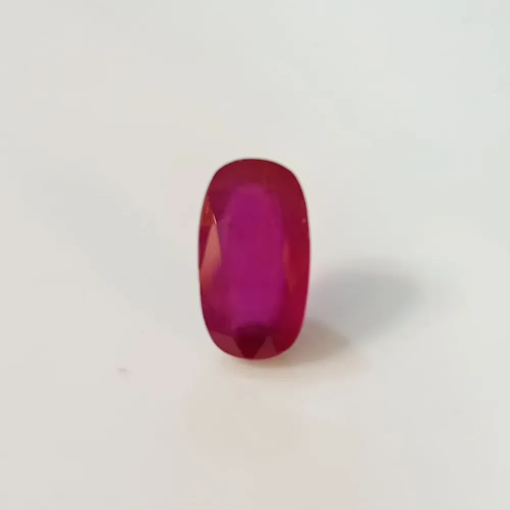 RUBY OVAL