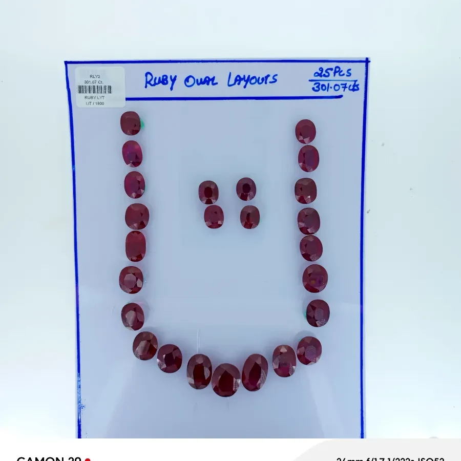 Ruby oval