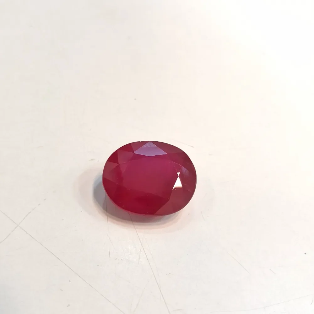 RUBY OVAL