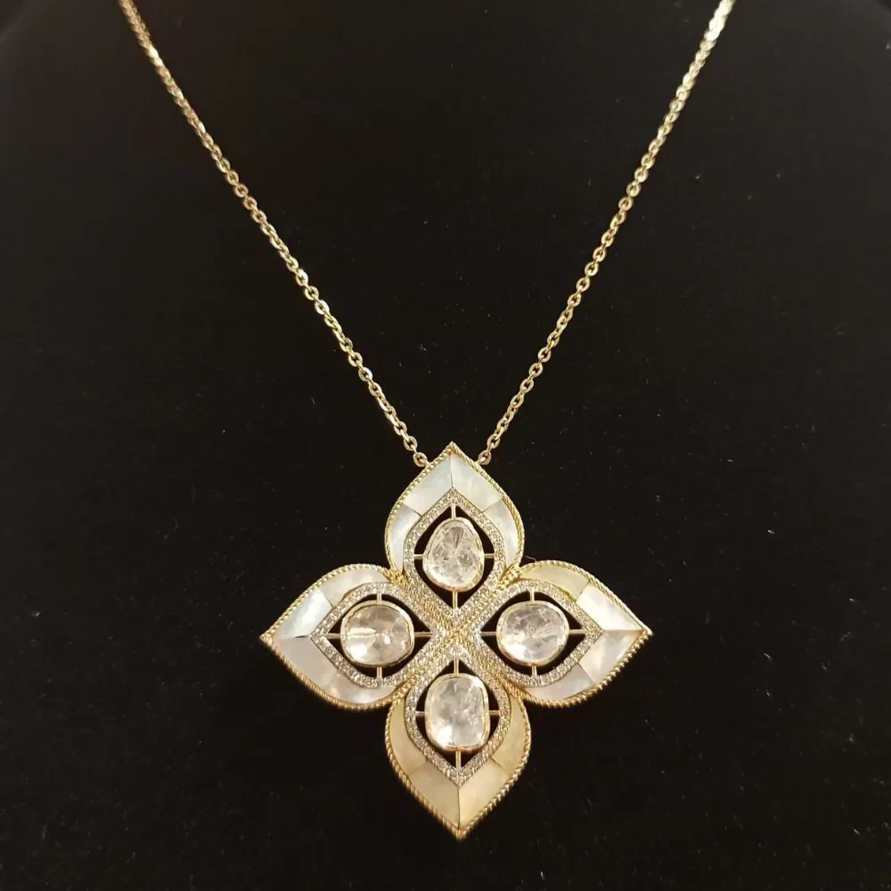 MOP FLOWER POLKI NECKLACE