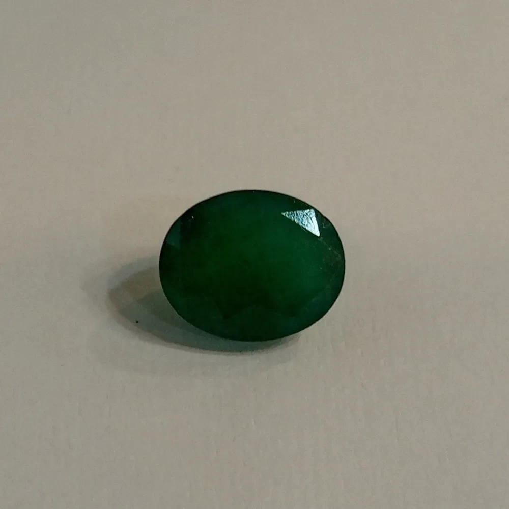 EMERALD OVAL