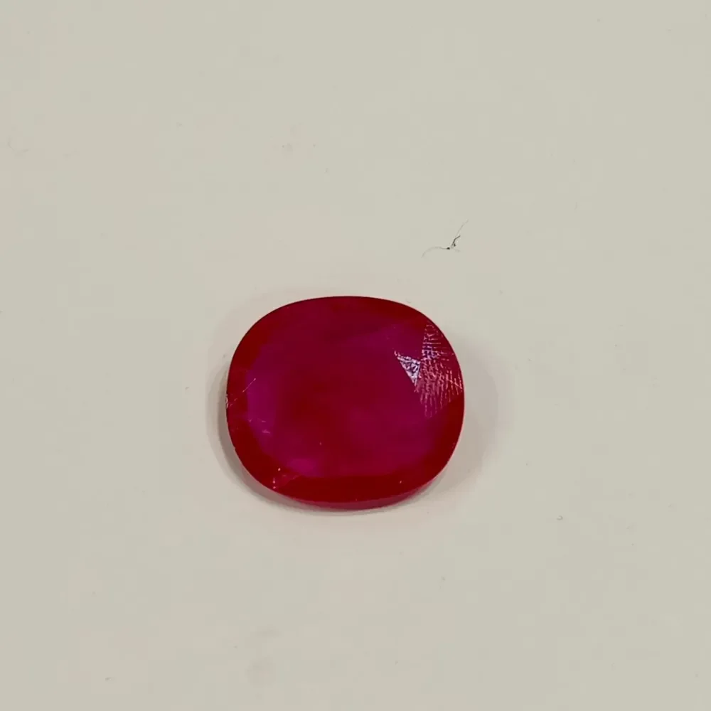 RUBY OVAL