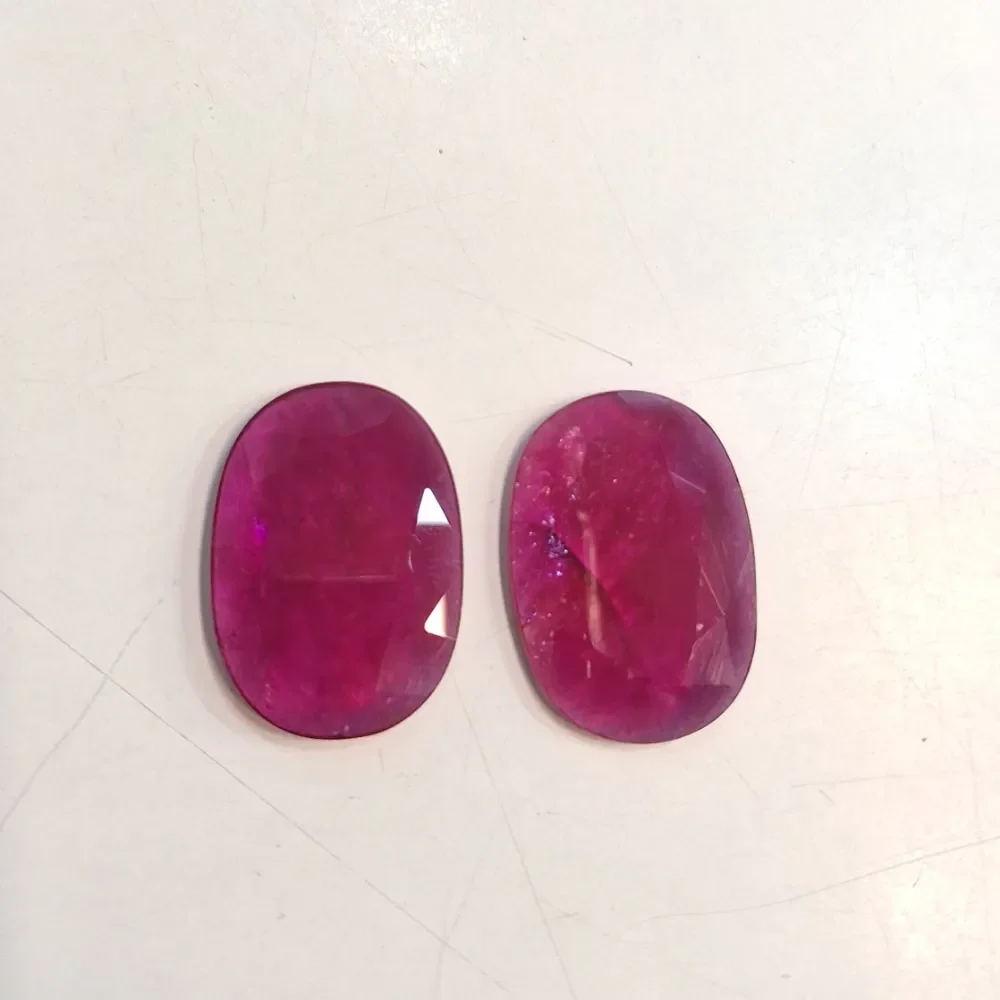 RUBY OVAL