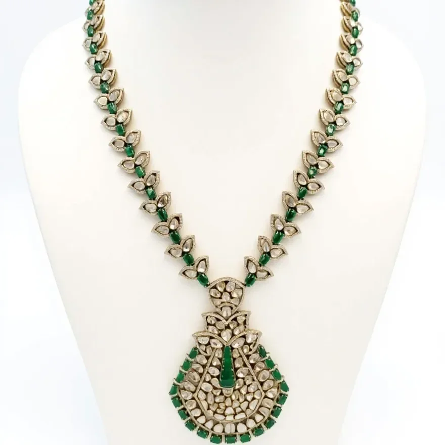 EMERALD POTA POLKI DIAMOND NECKLACE