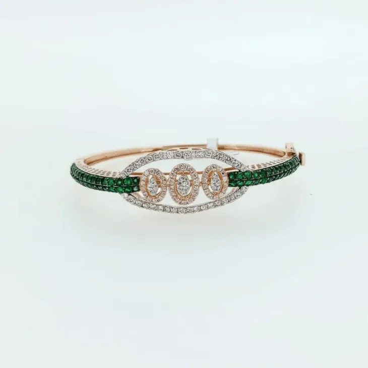 EMERALD RDIAMOND BRASLATE