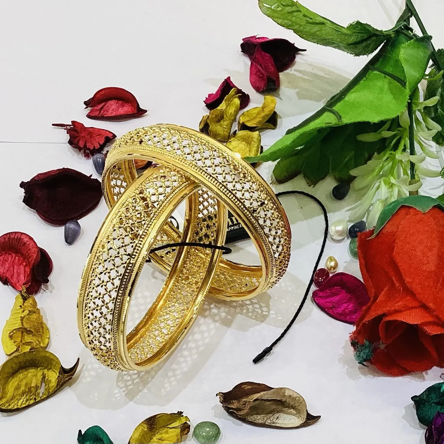 Zarin Bangles