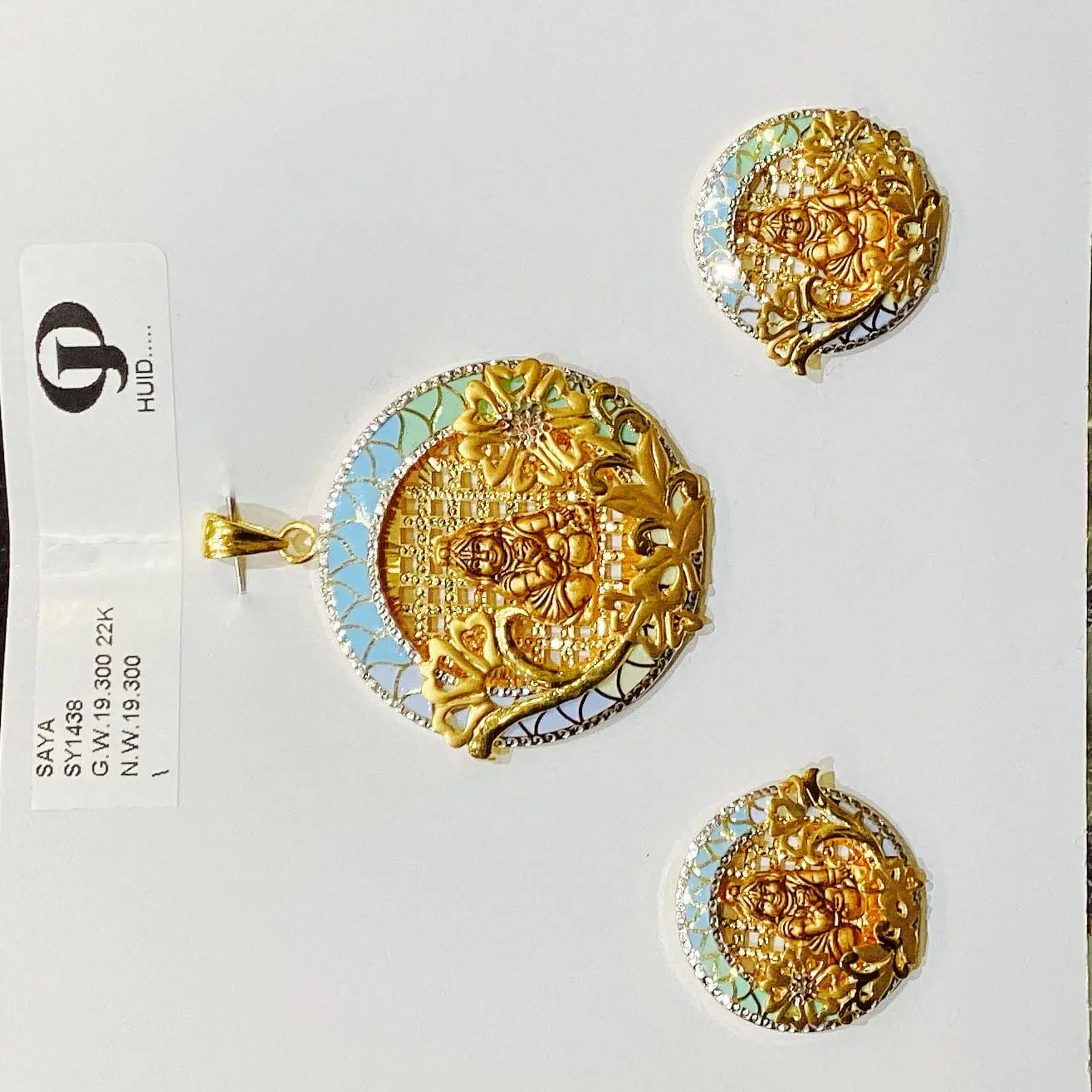 Saya Pendent Set