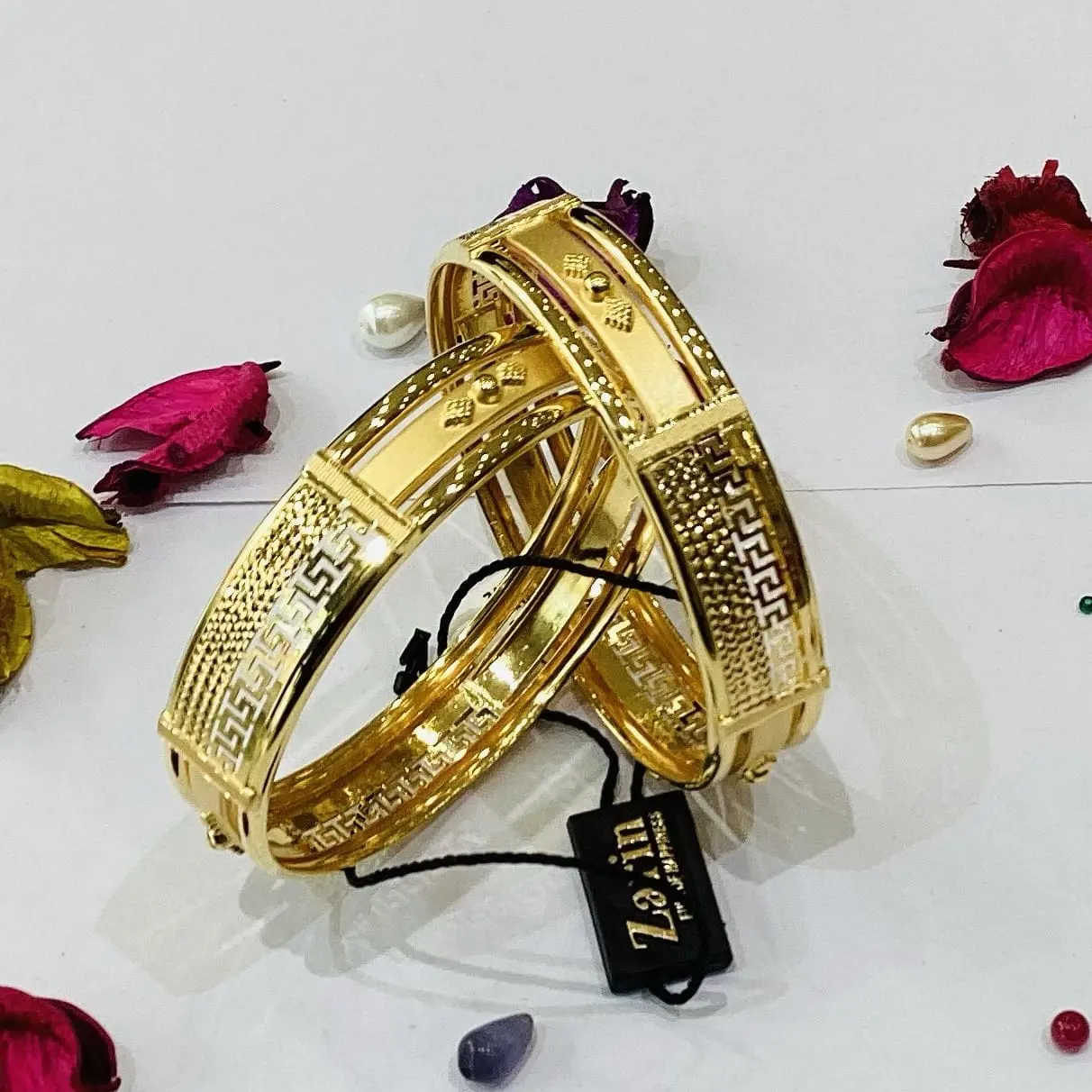 Zarin Bangles