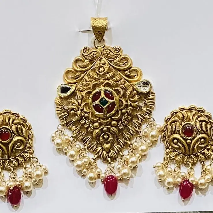 Antique pendent set