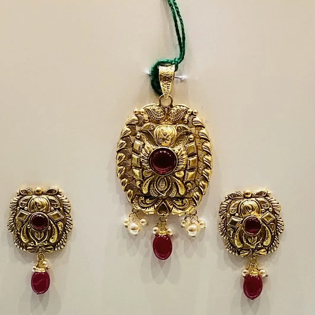 Antique pendent set
