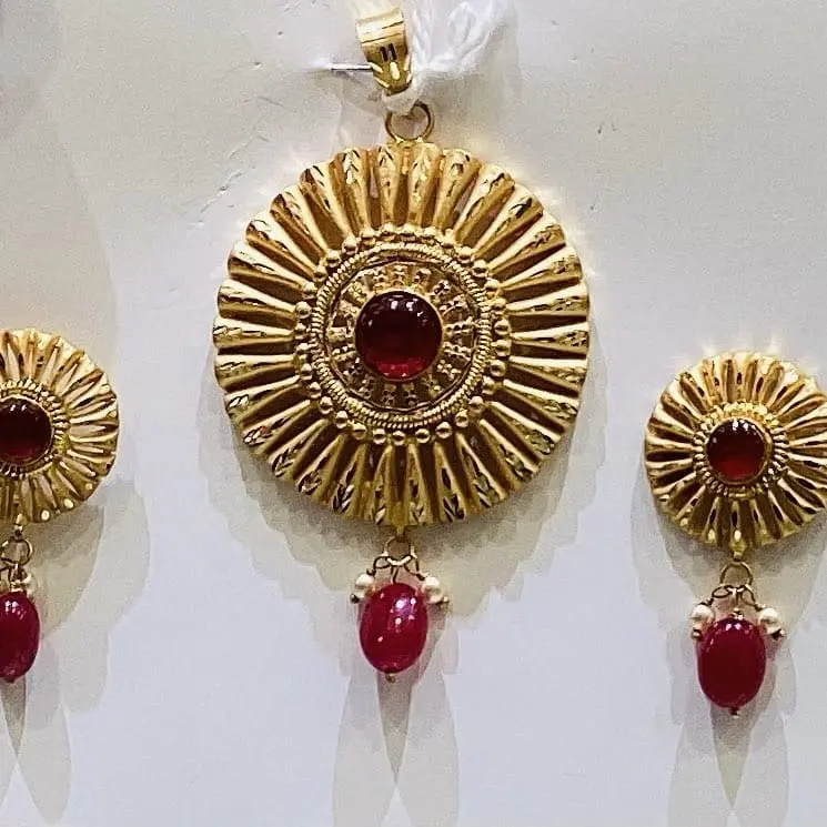 Antique pendent set