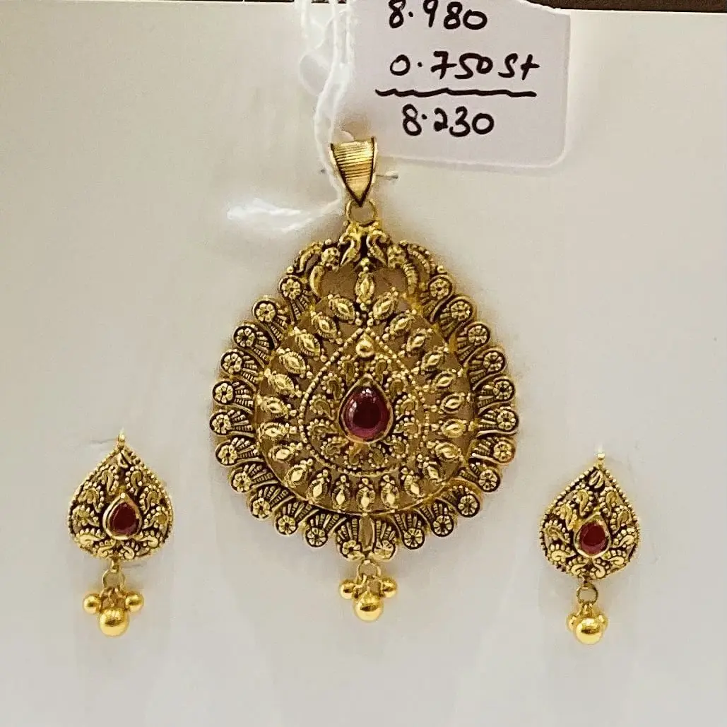 Antique pendent set