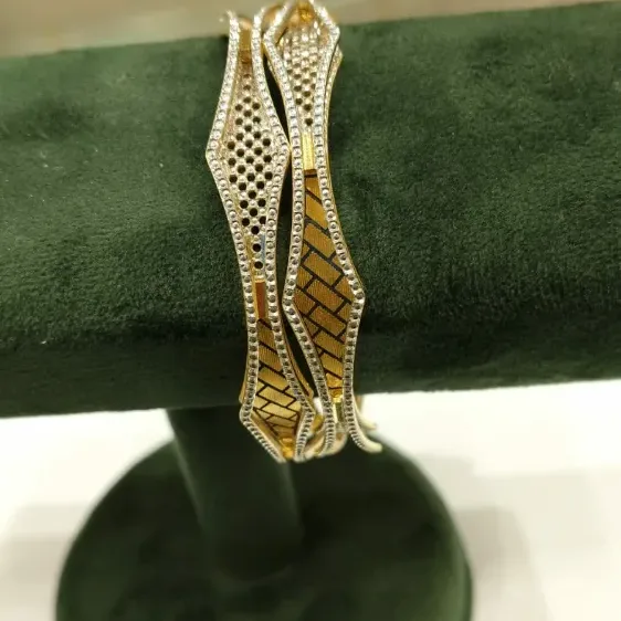 Gold Ladies Bangle