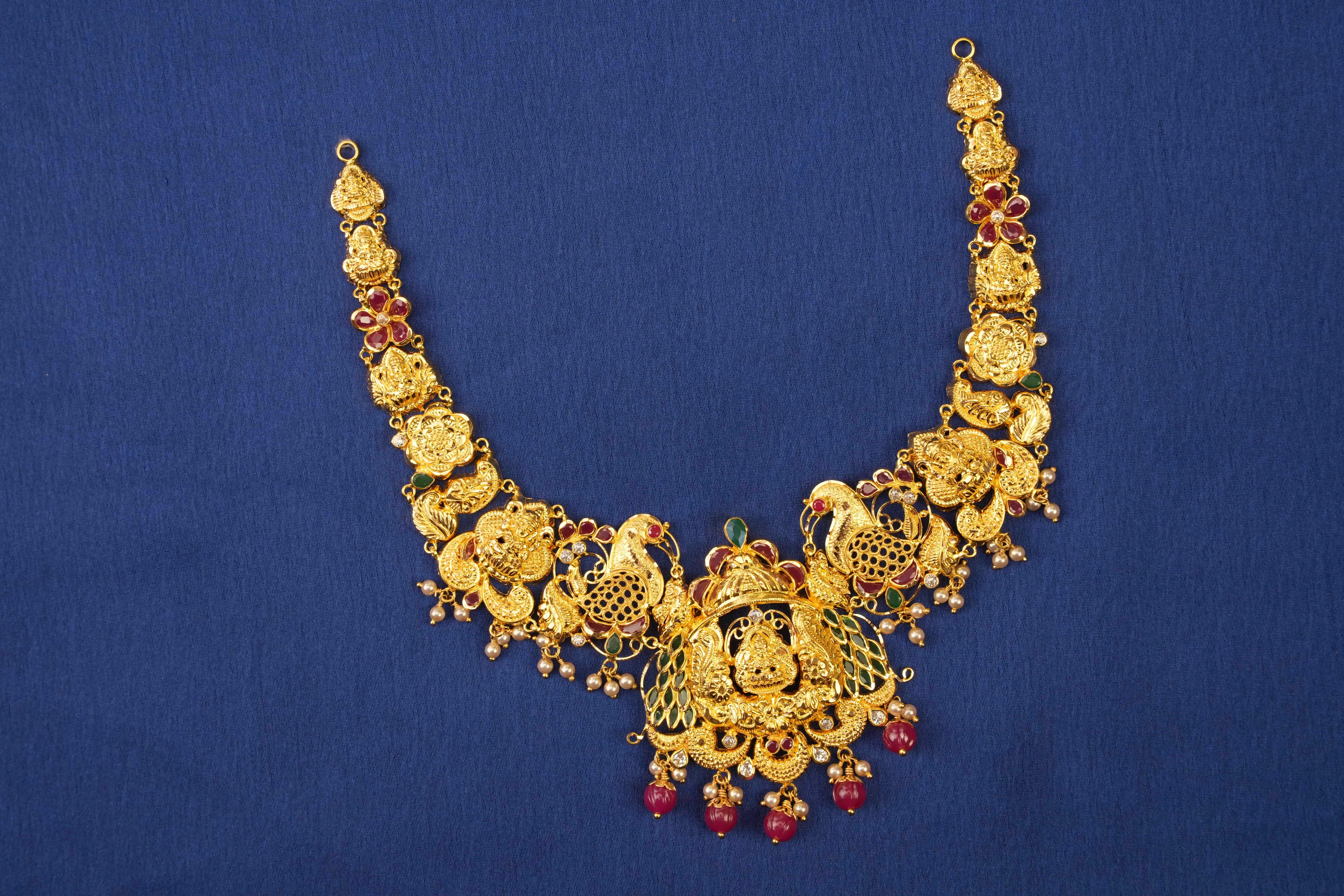 STONE NECKLACE