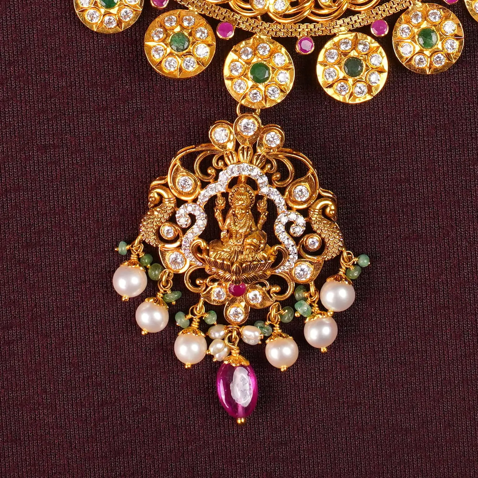 STONE NECKLACE