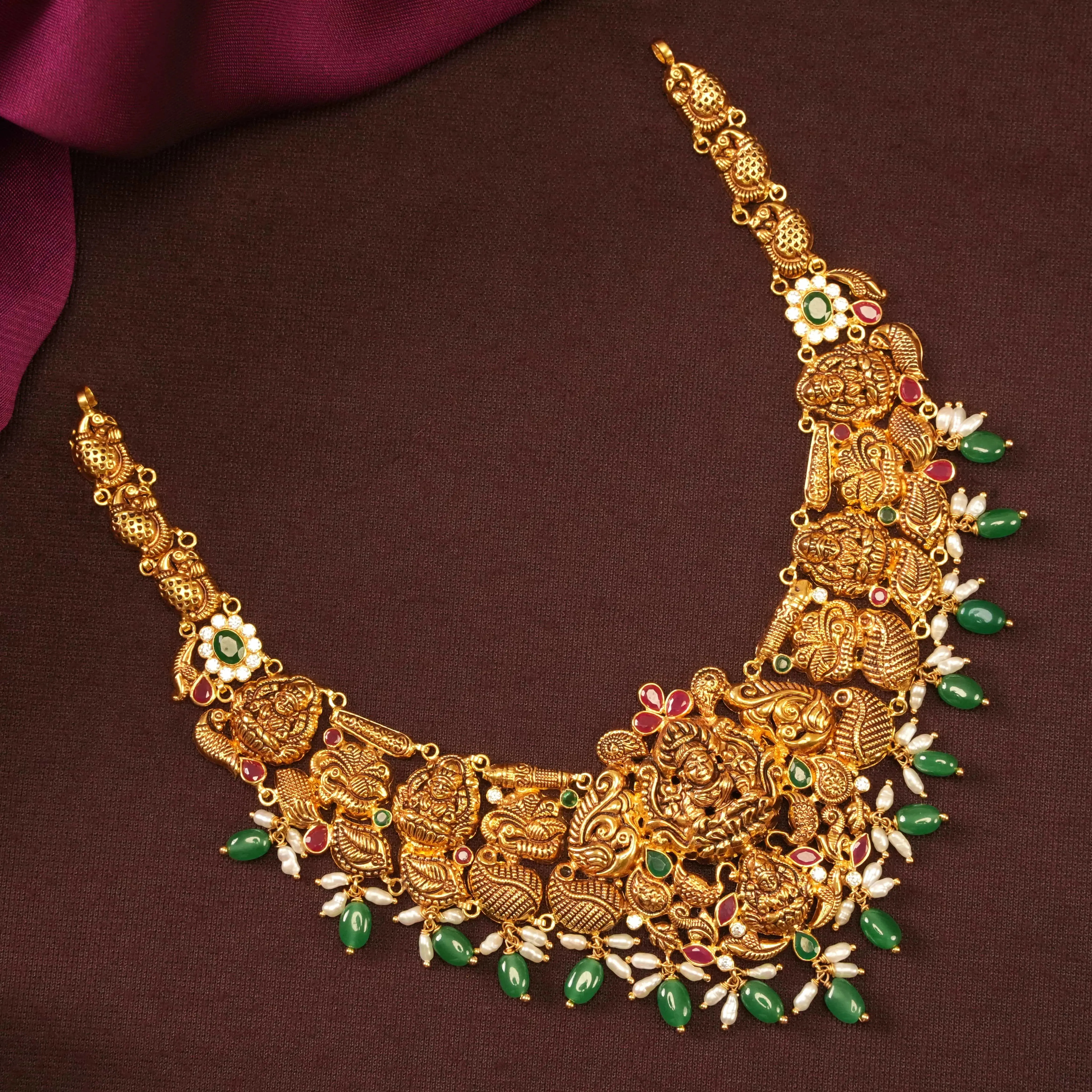 STONE NECKLACE