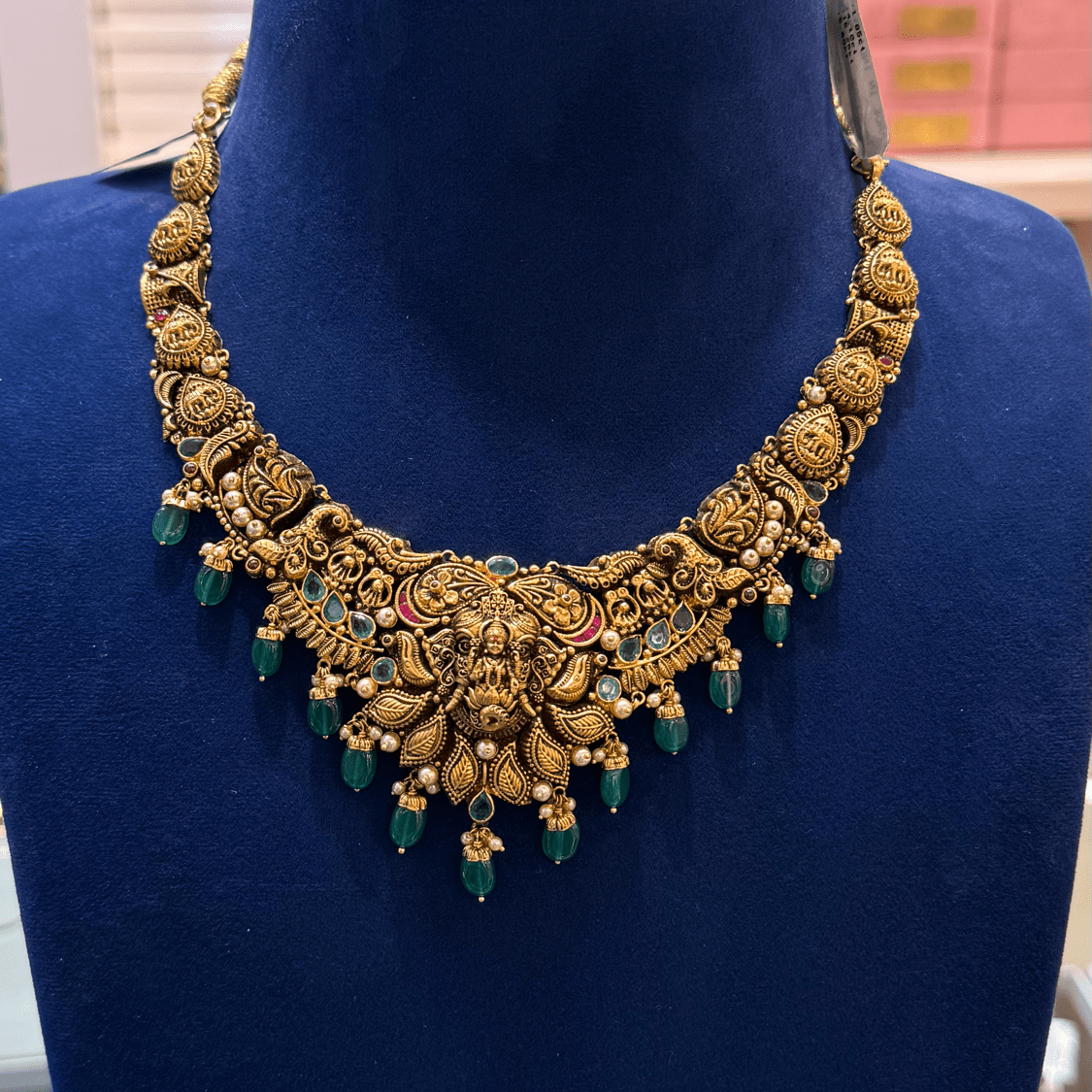 necklace 24.9 Gm