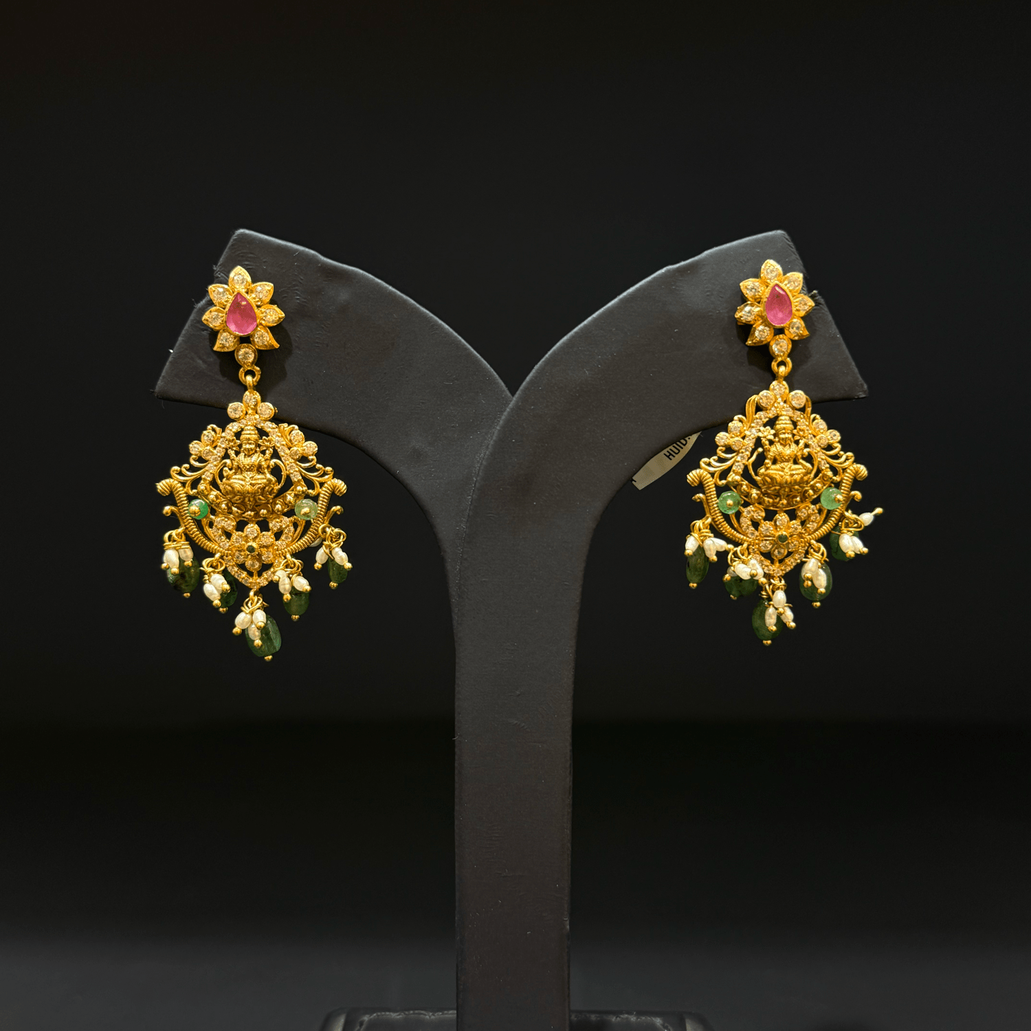 Ear rings N.Wt