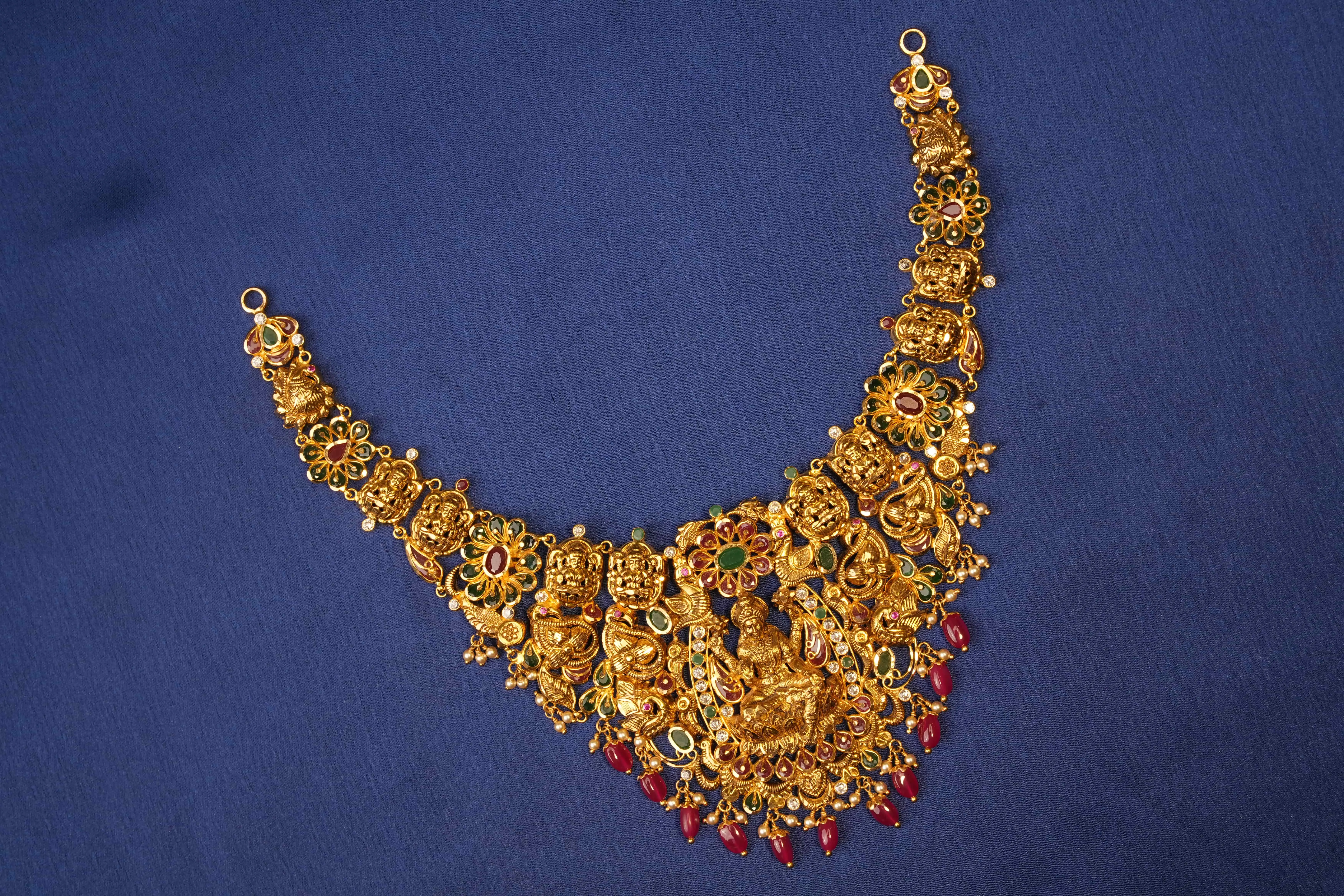 STONE NECKLACE
