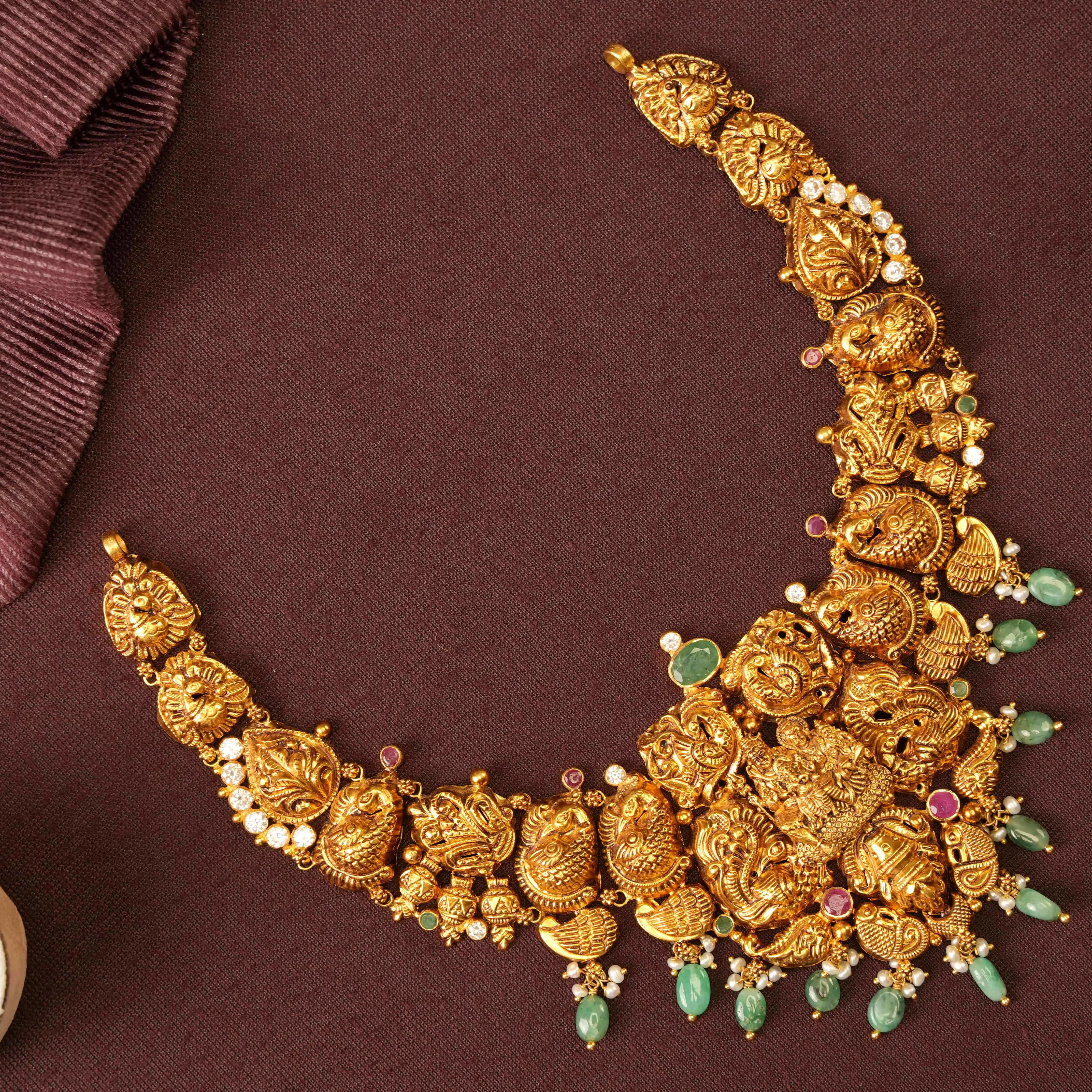 STONE NECKLACE