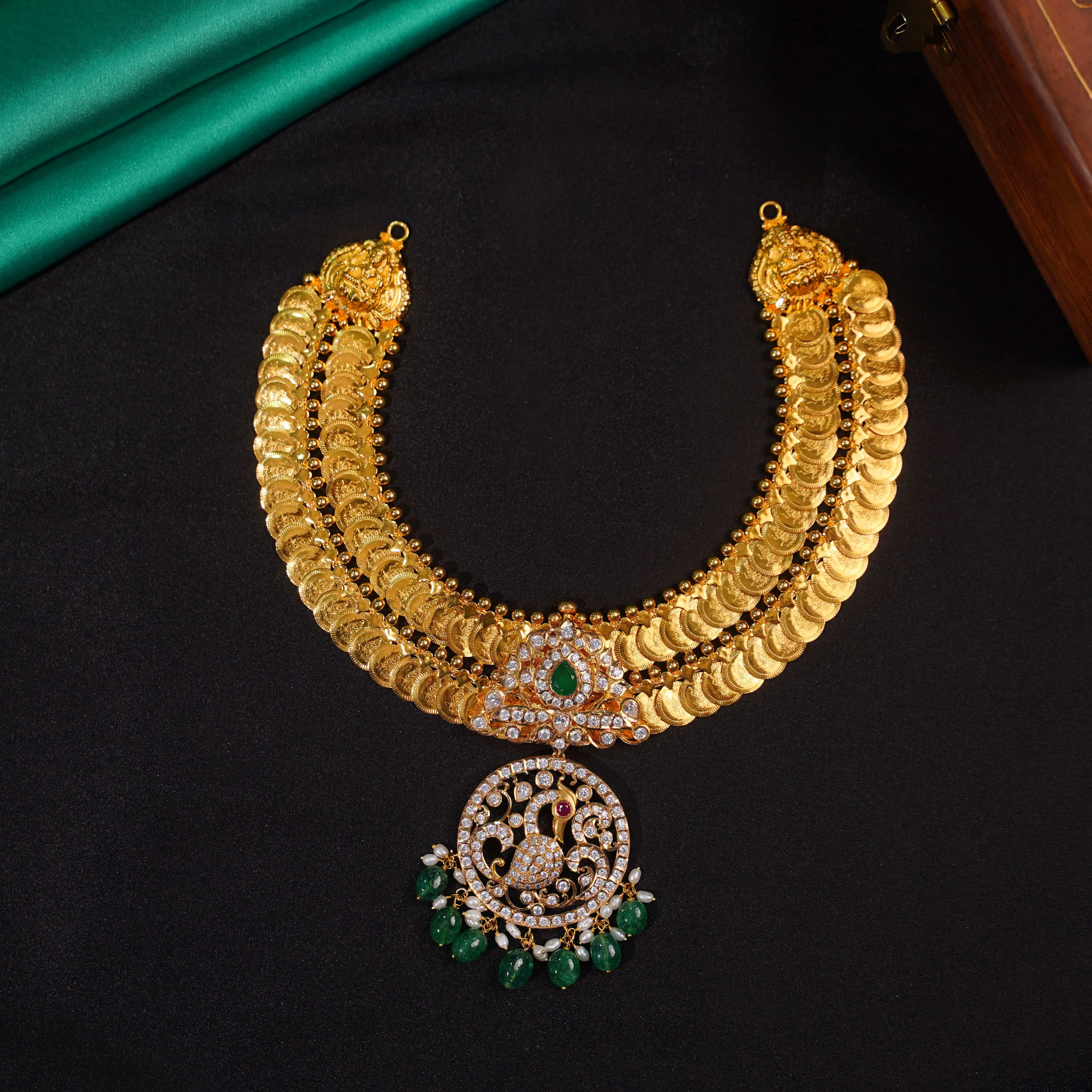 STONE NECKLACE