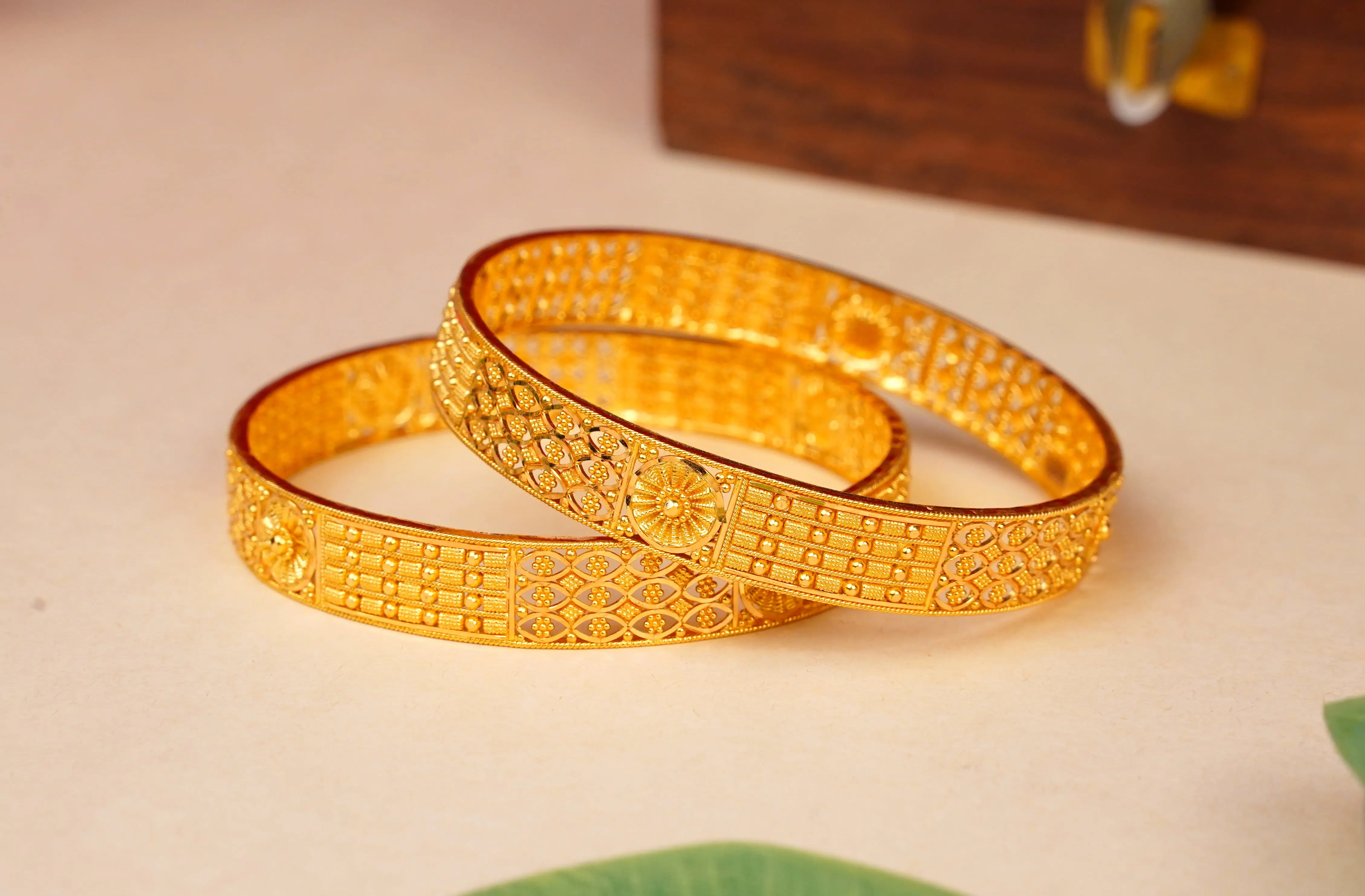 BANGLES (2PCS)