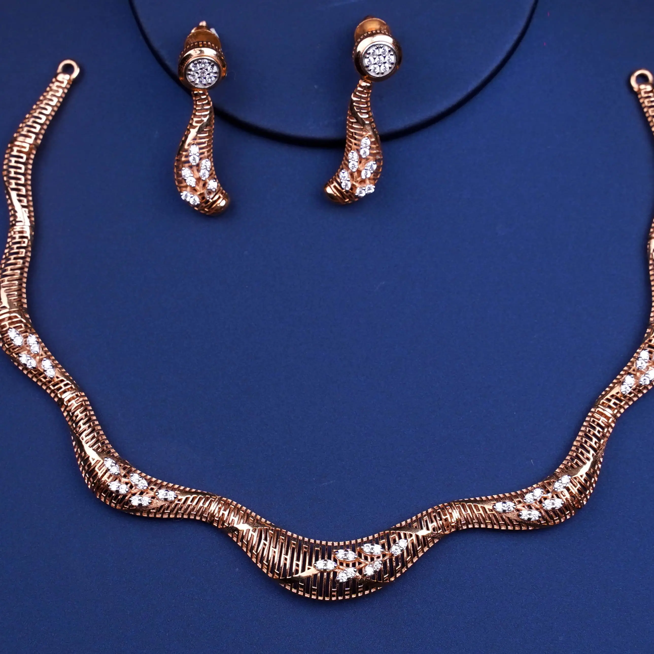 NECKLACE SET