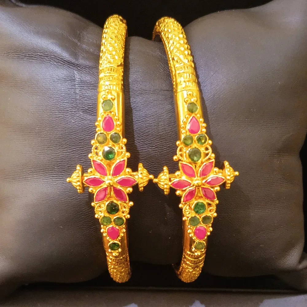Bangles N.Wt