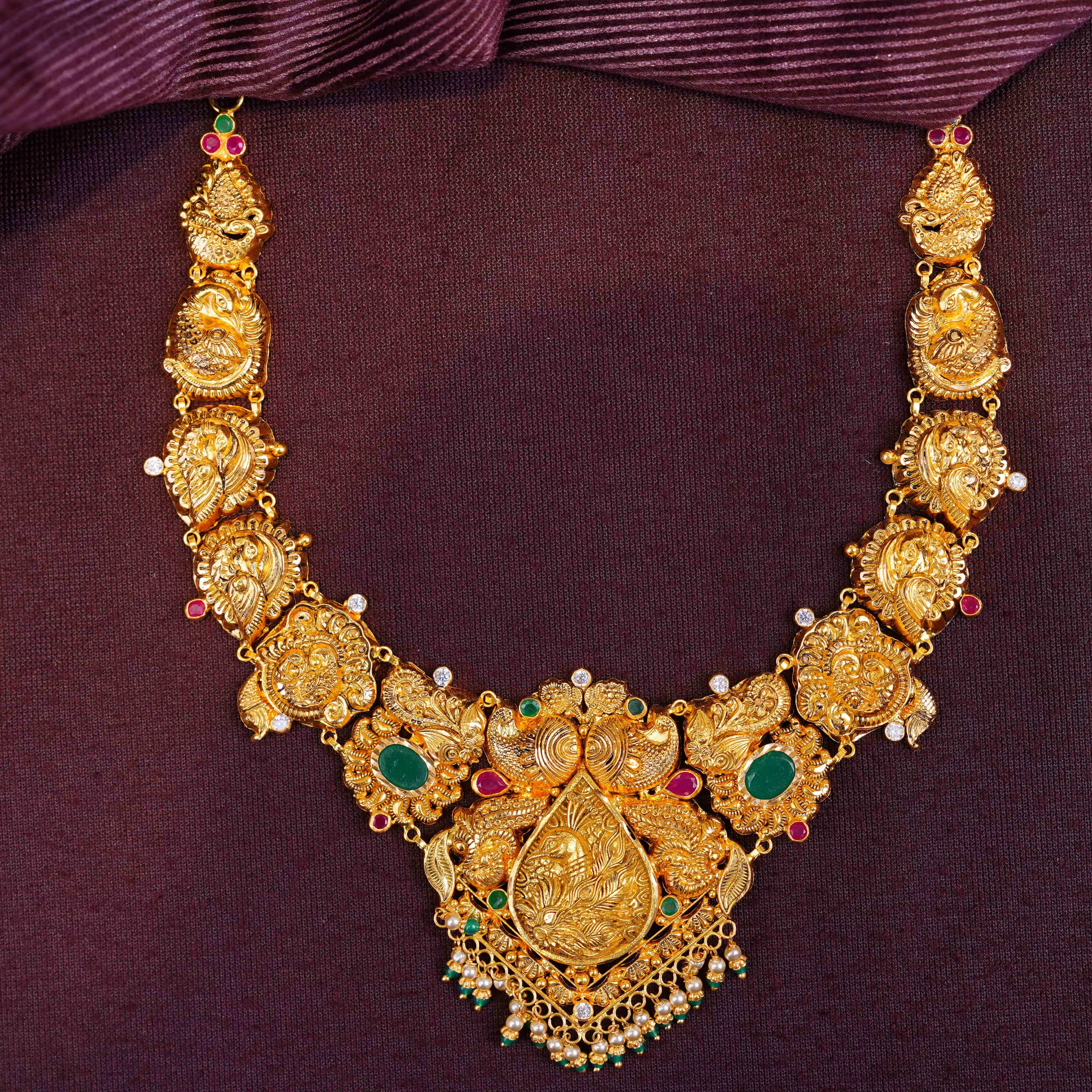 STONE NECKLACE