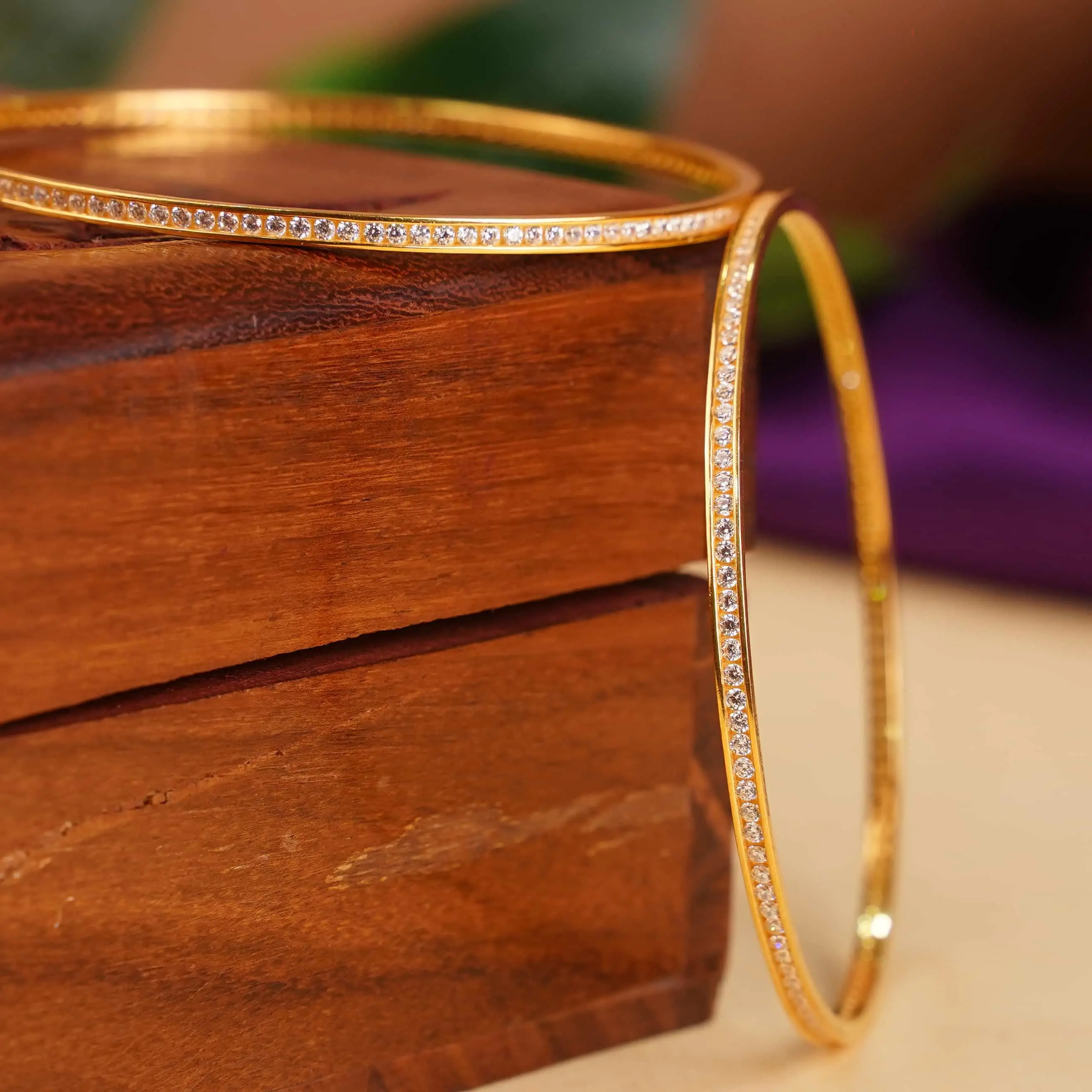 BANGLES