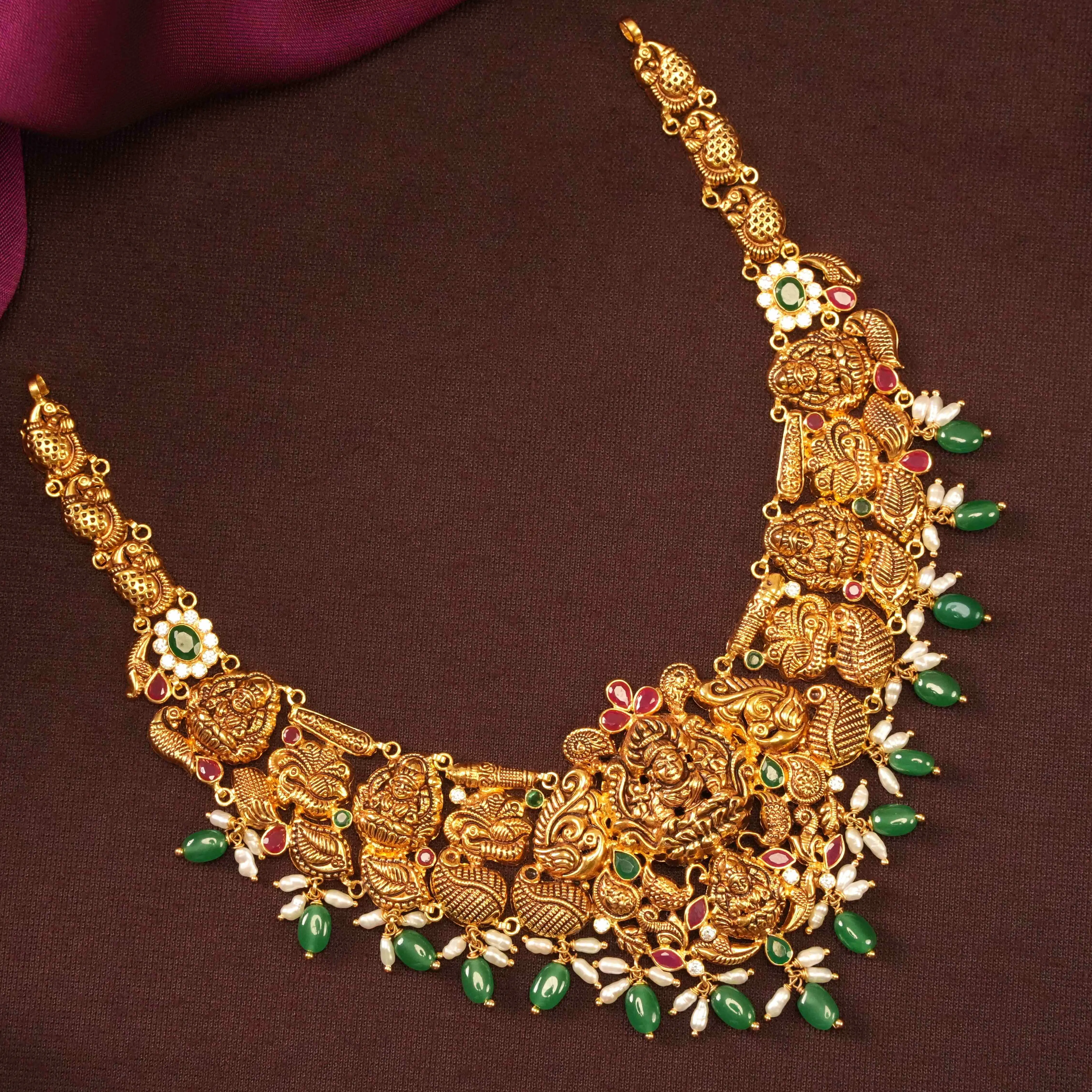 STONE NECKLACE