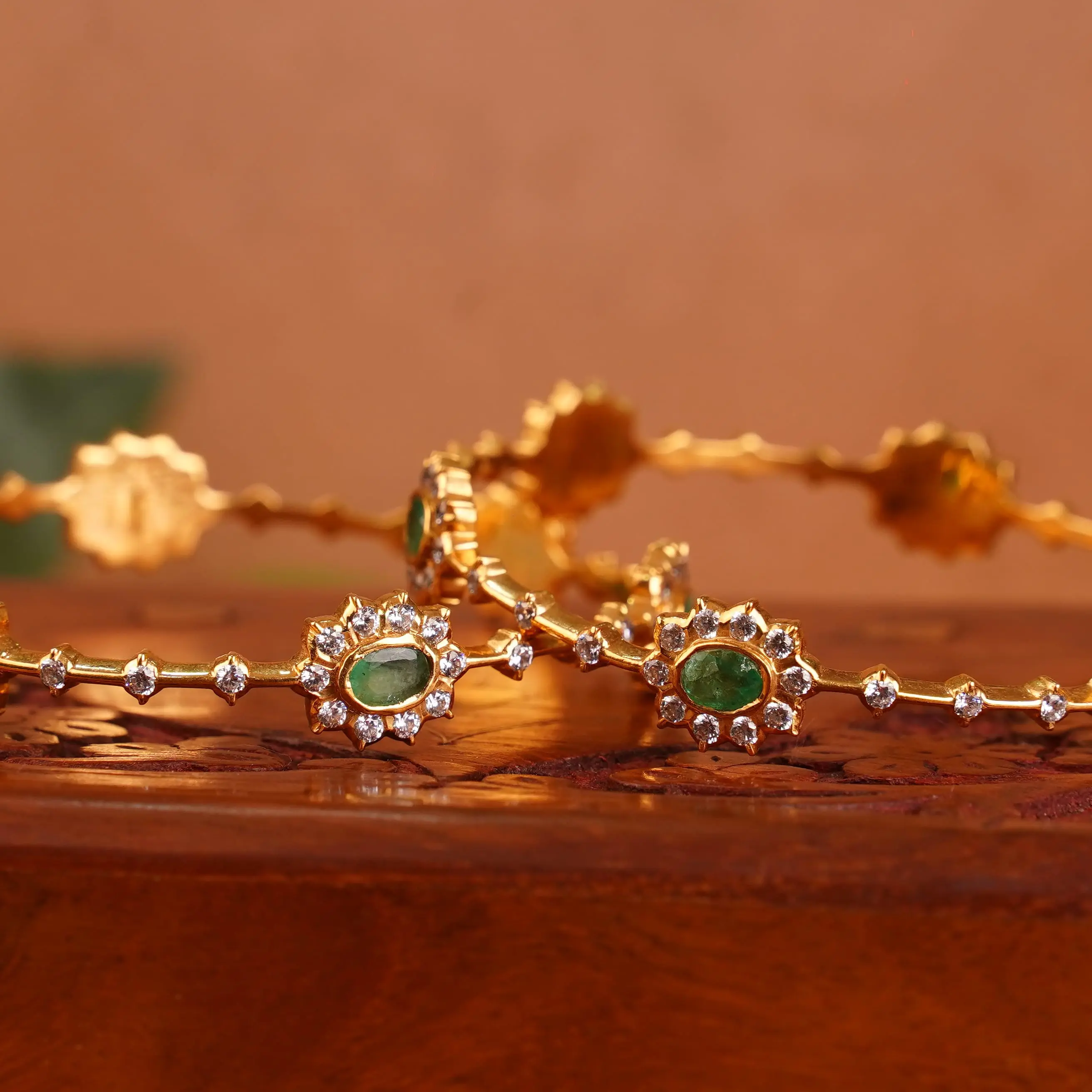 BANGLES