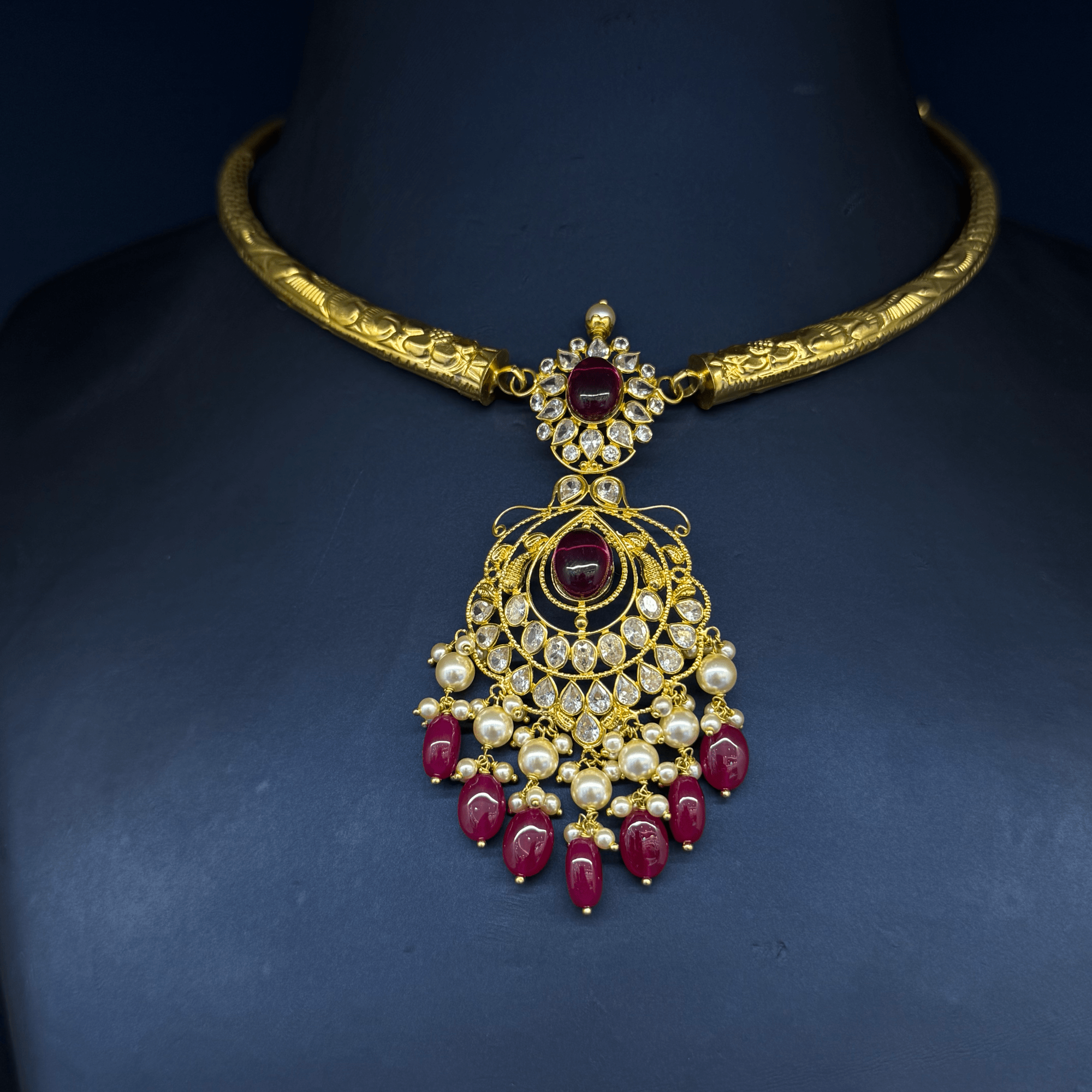 kante Necklace