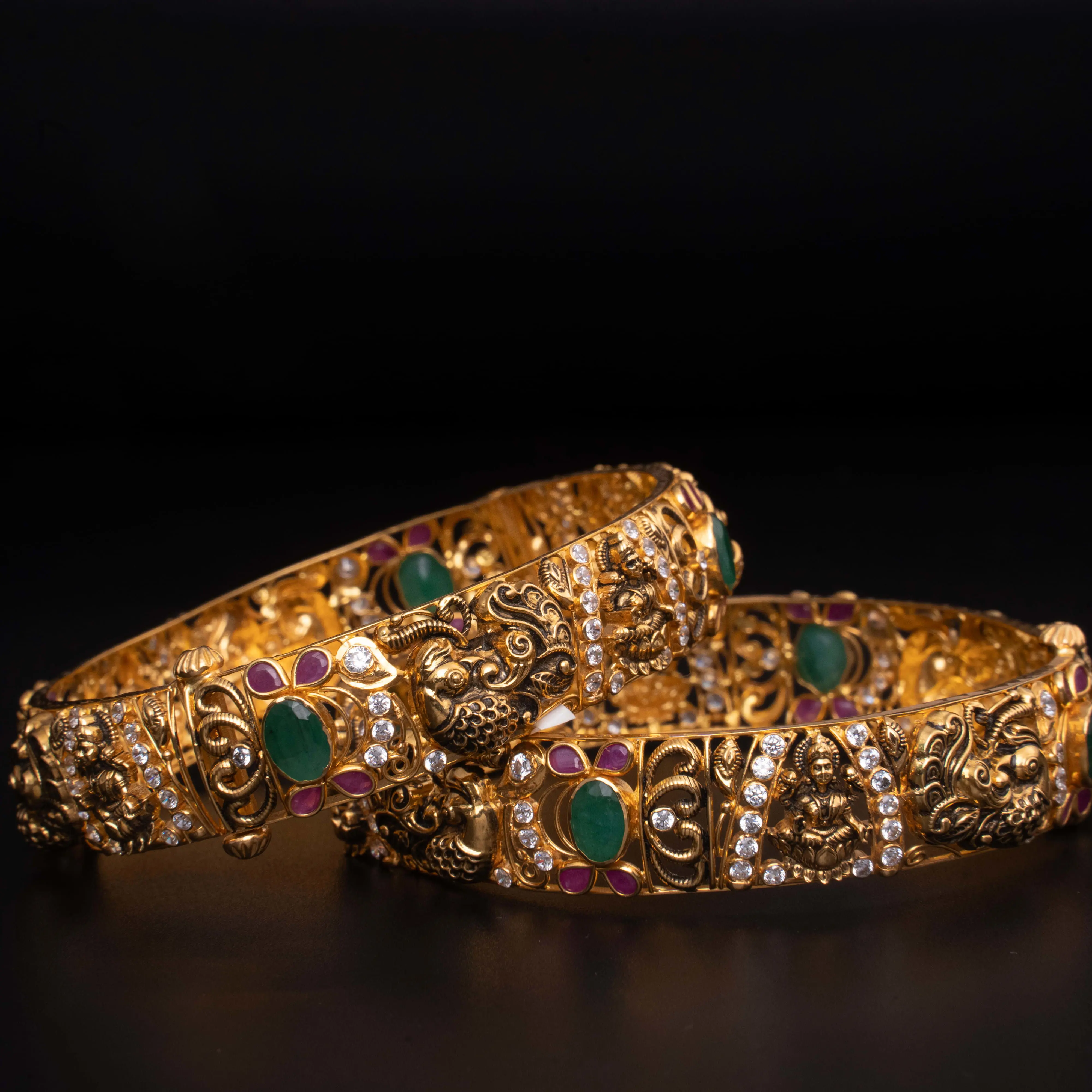 BANGLES