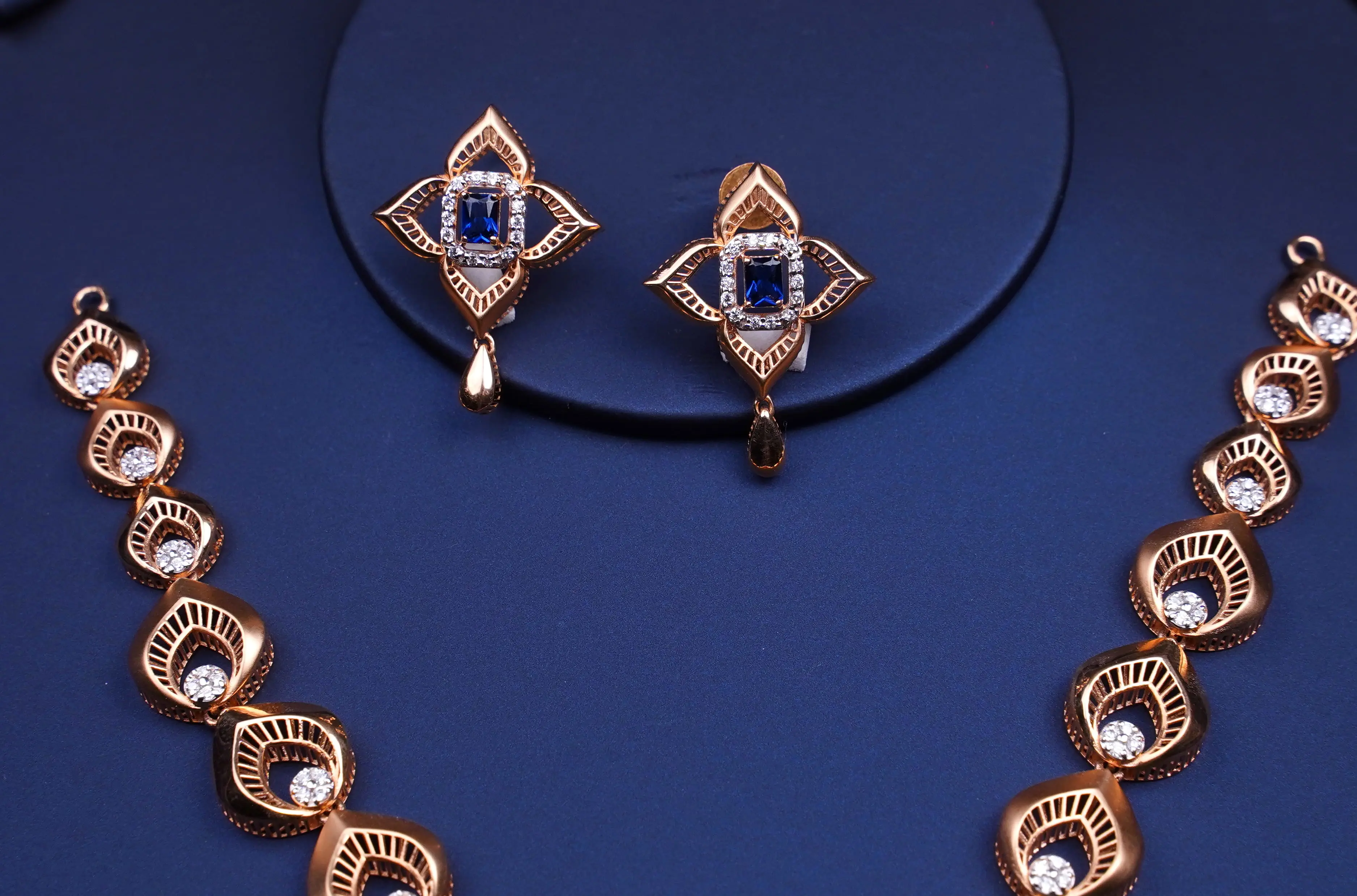NECKLACE SET