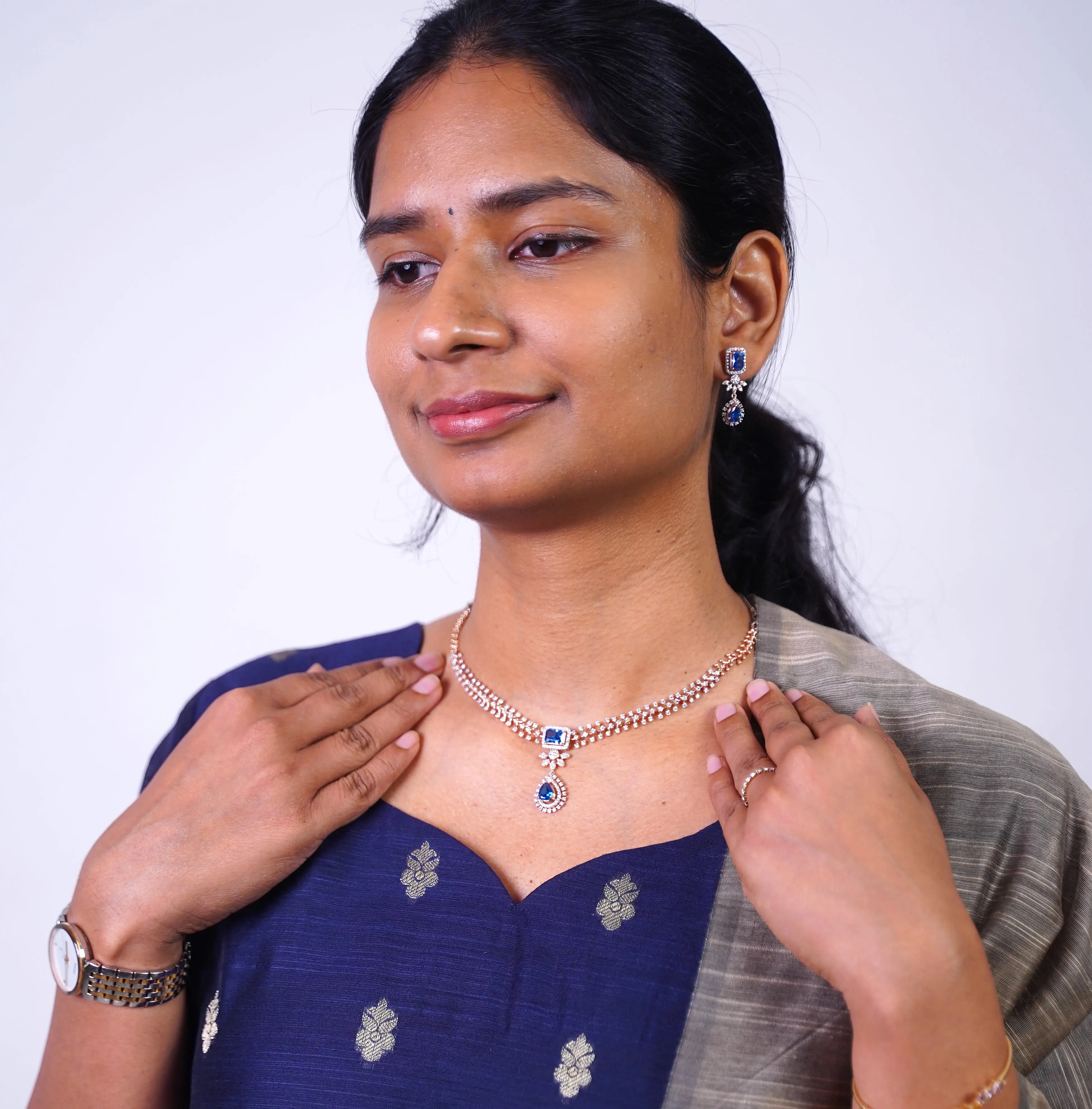 NACKLACE 18CT