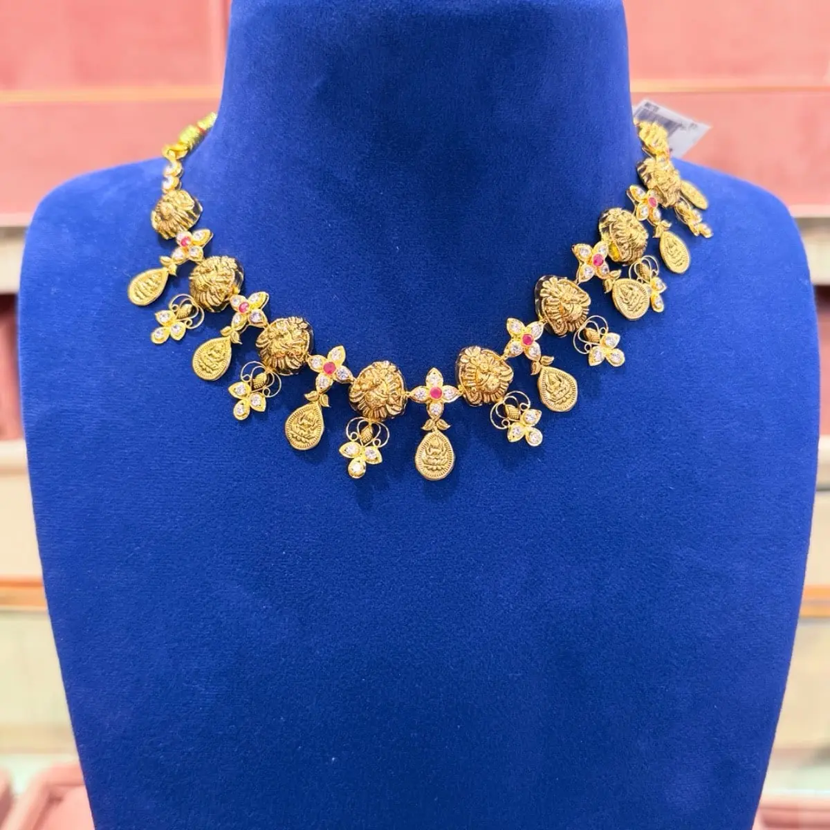 bottu mala necklace