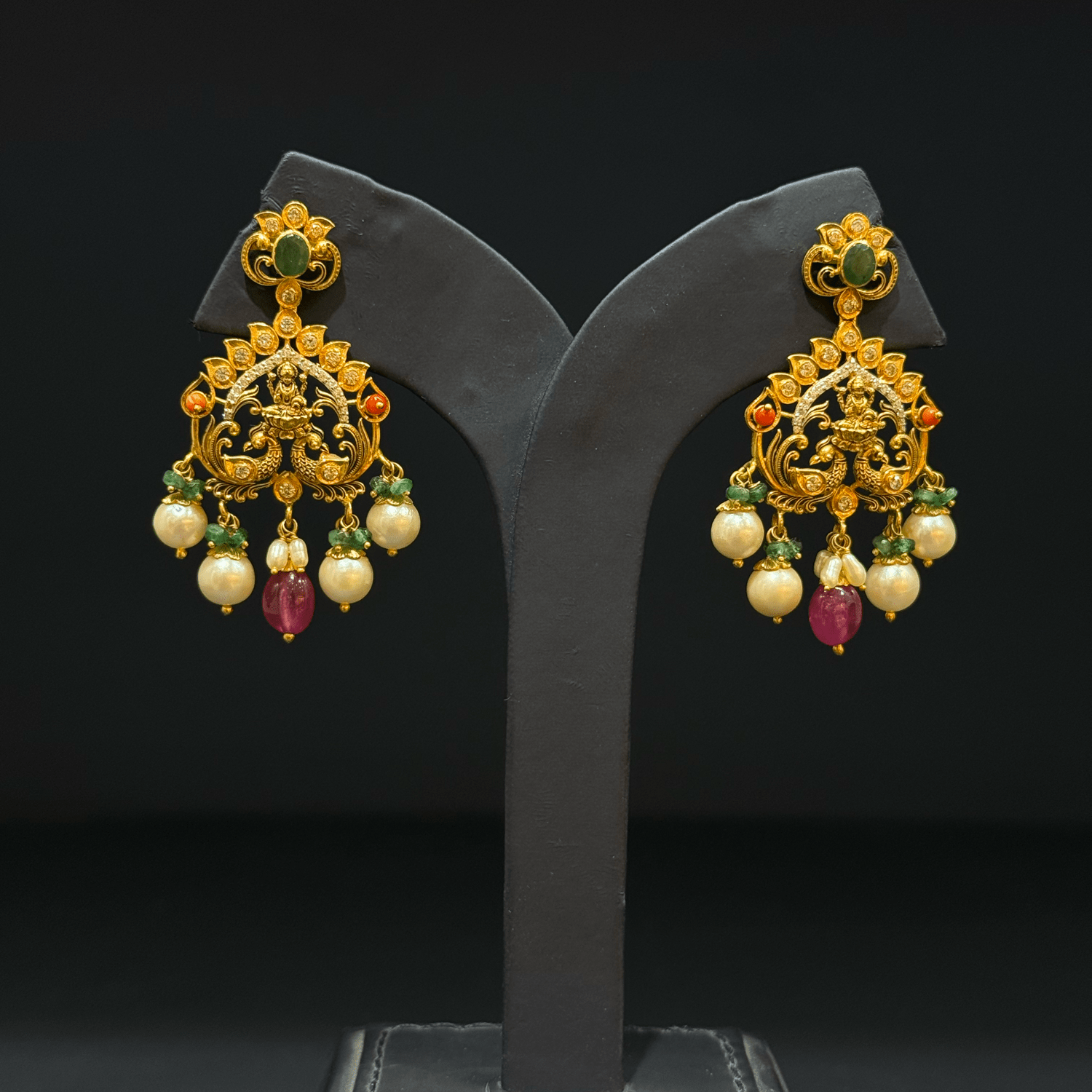 Ear rings N.Wt