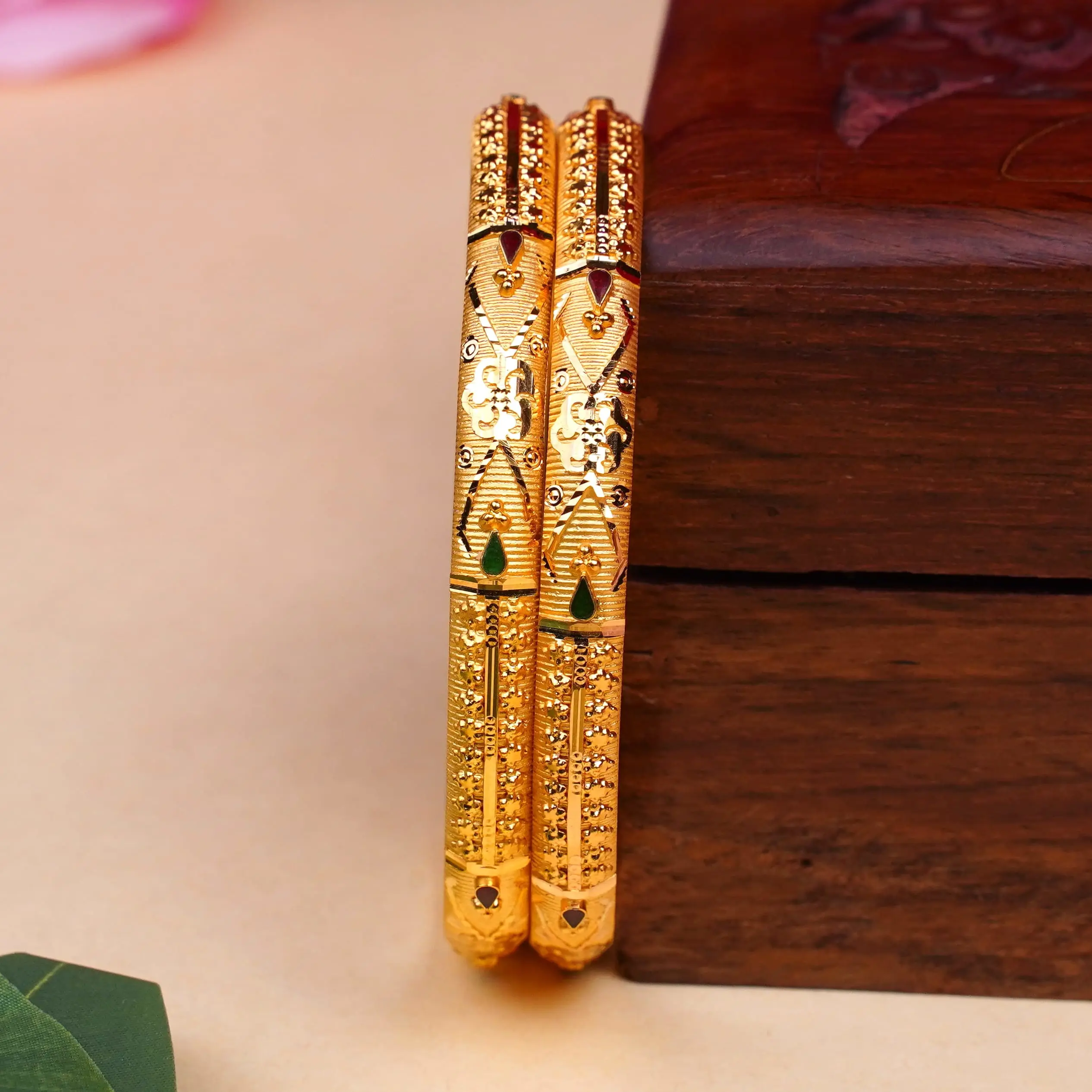 BANGLES (2PCS)