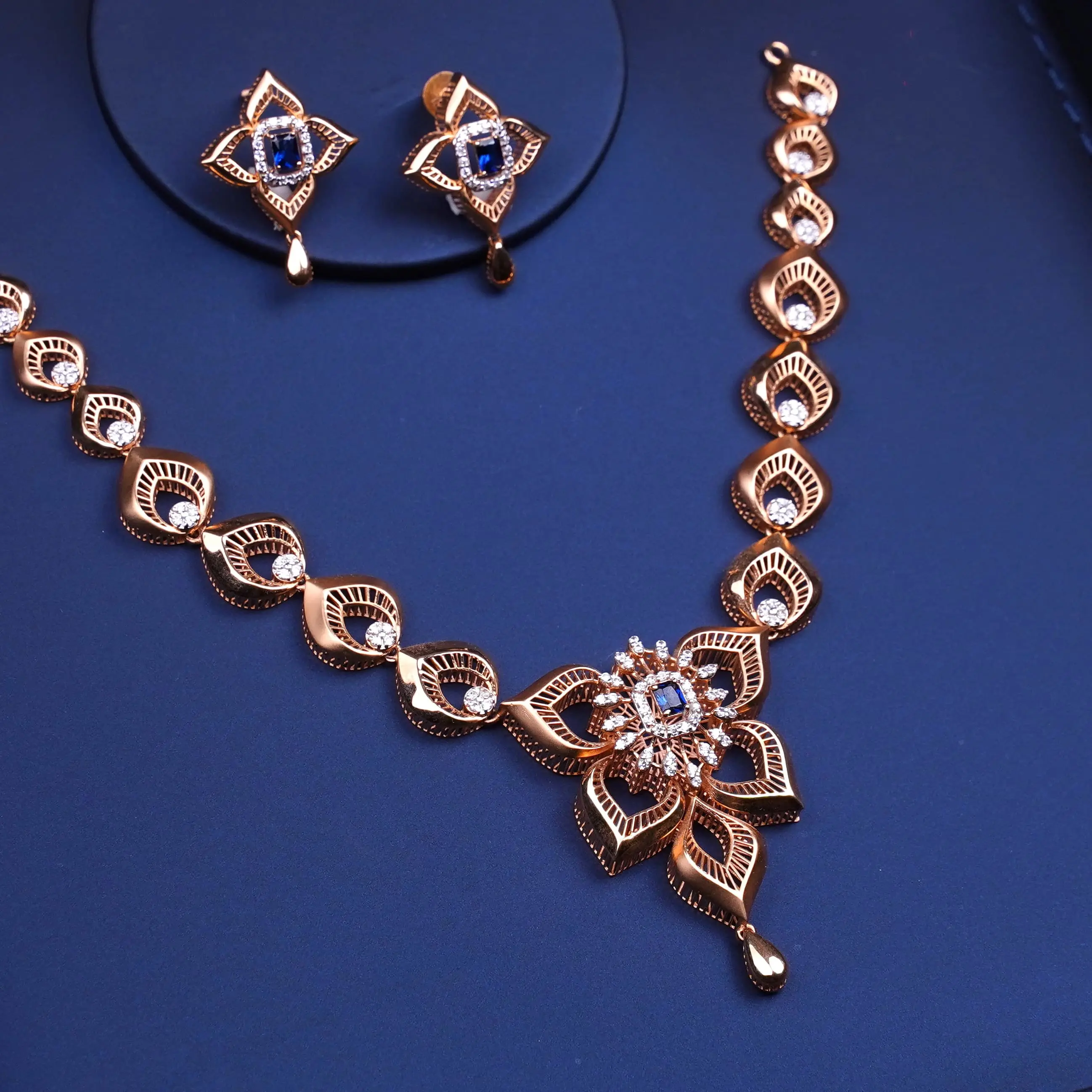 NECKLACE SET