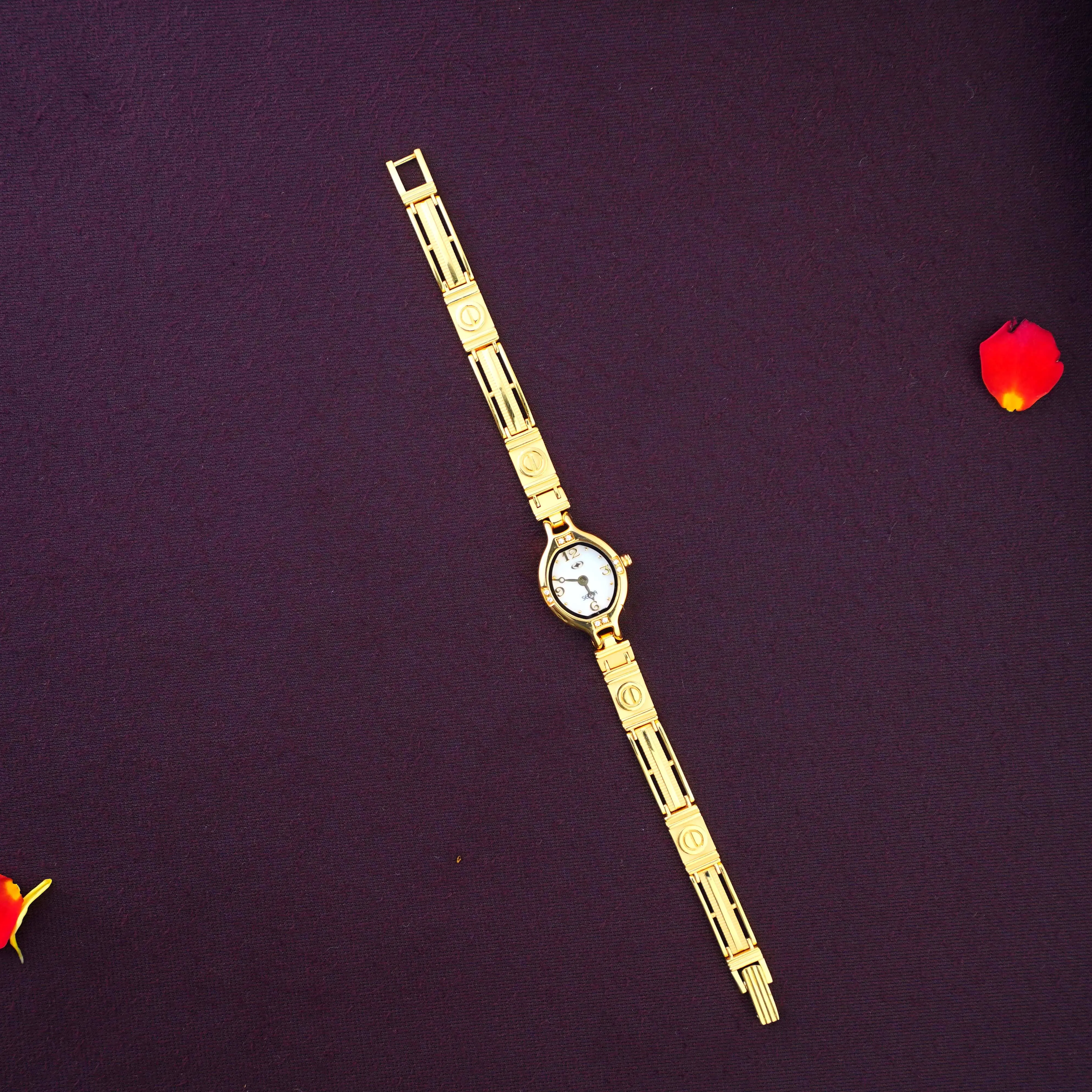 WOMEN WATCH
