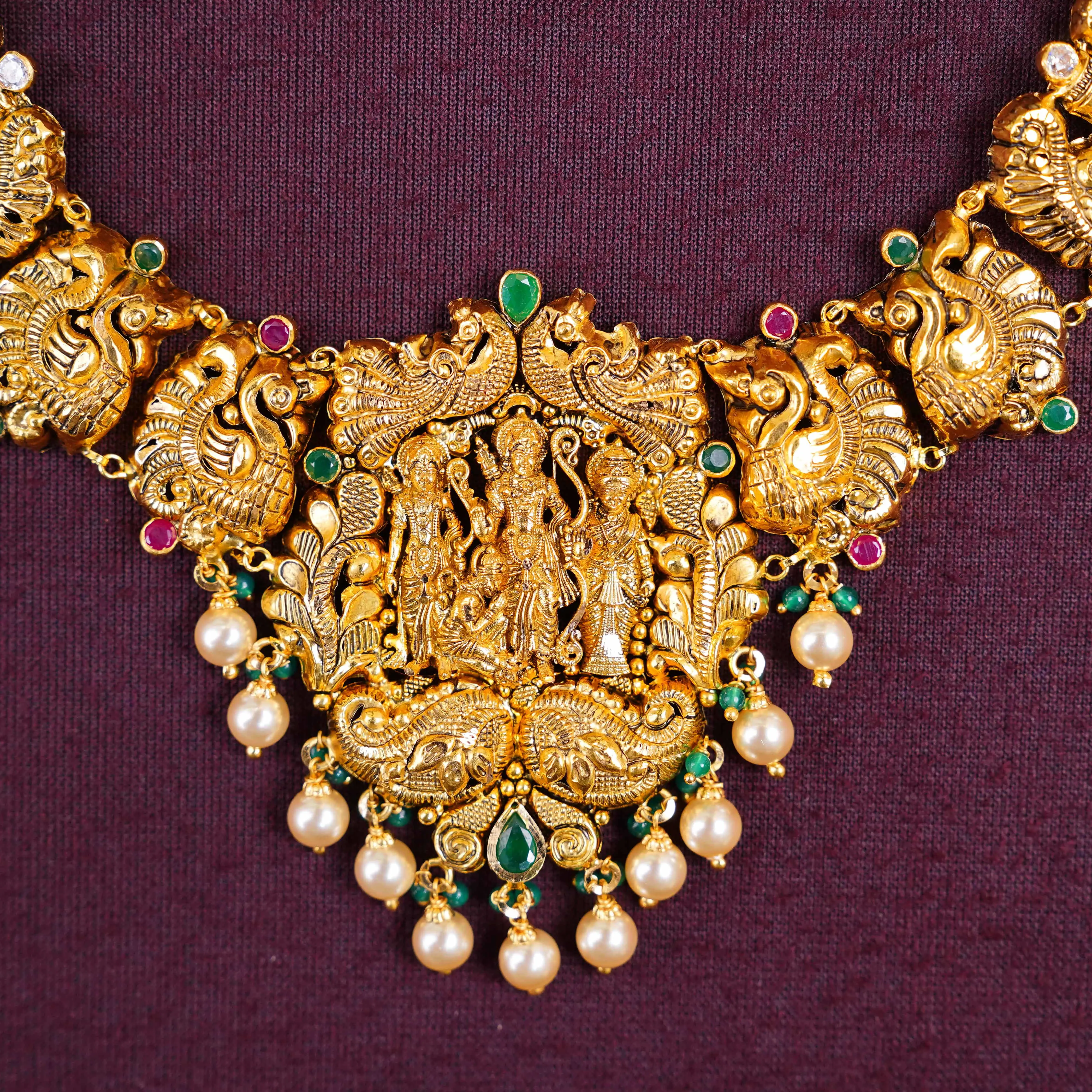 STONE NECKLACE