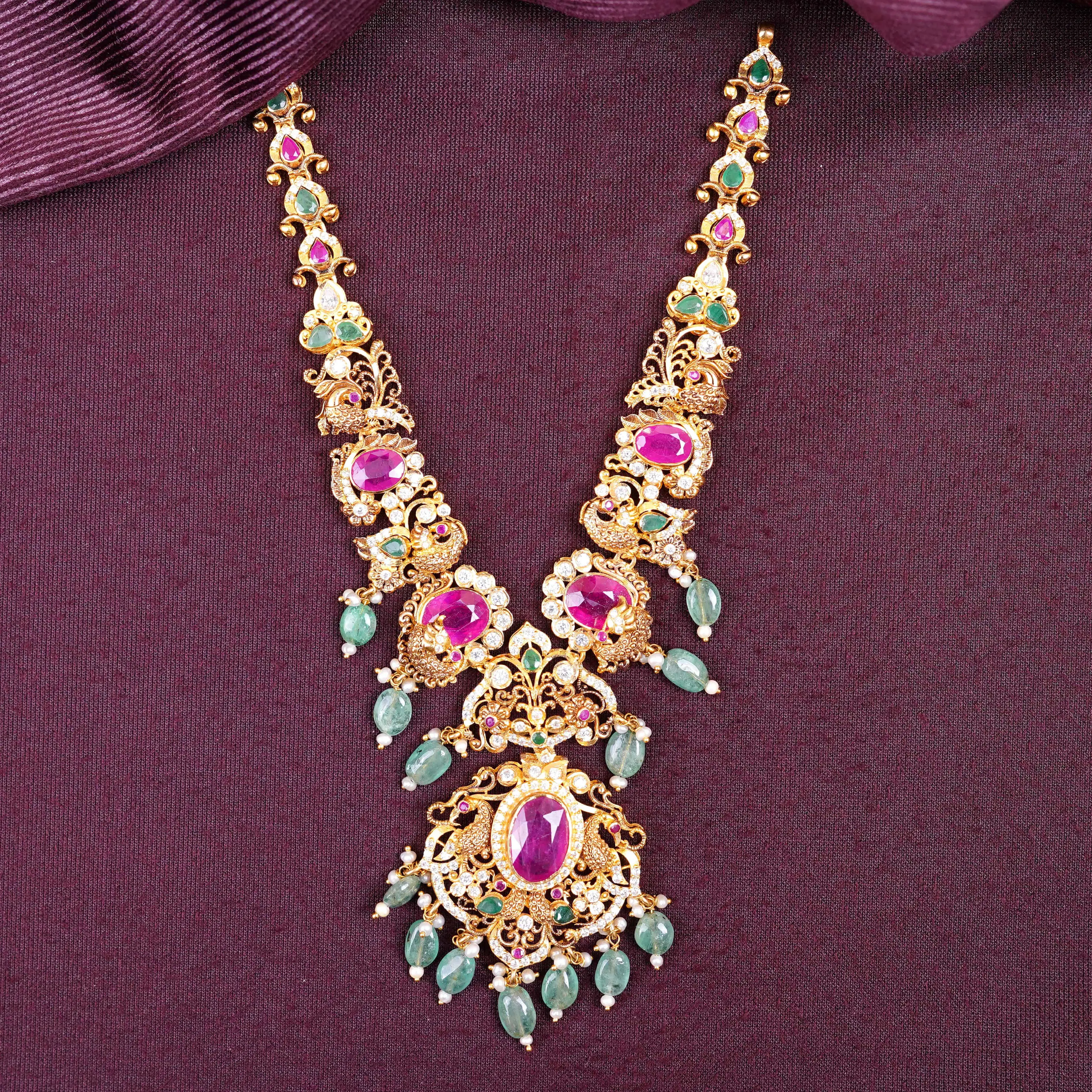 STONE NECKLACE