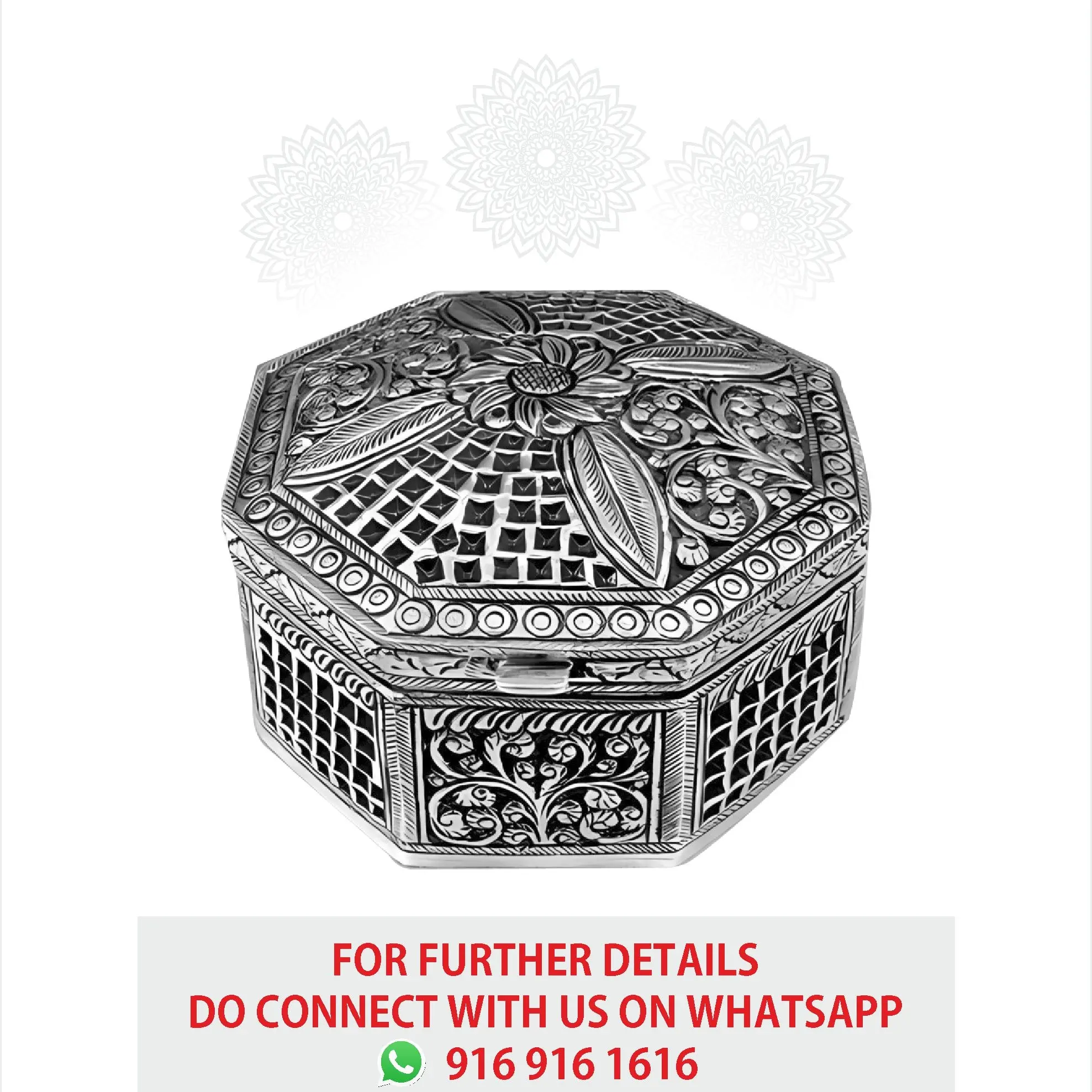 Centre Flower Nakash Dry Fruit Box