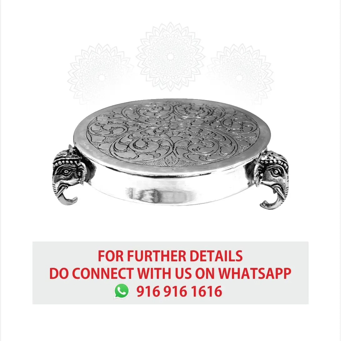Round Peetam Silver Idol