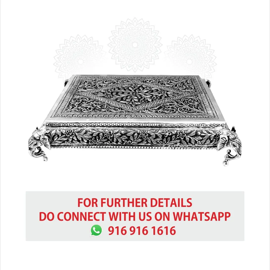 Rectangle Nakashi Peetam Silver Idol