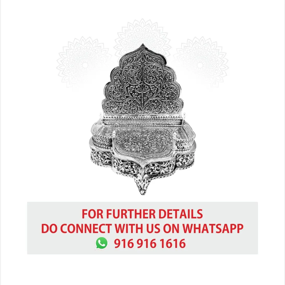 Curve Singhasan Silver Idol