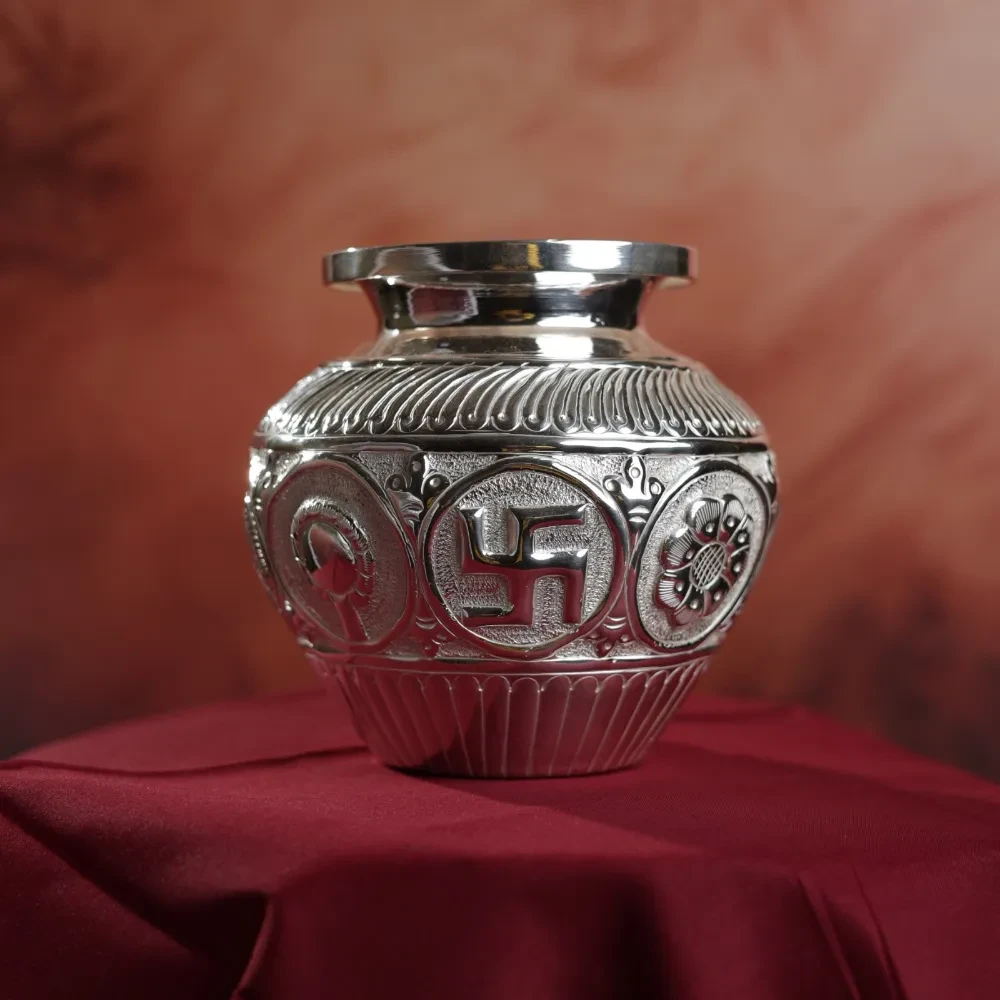 Ashtmangal Kalash