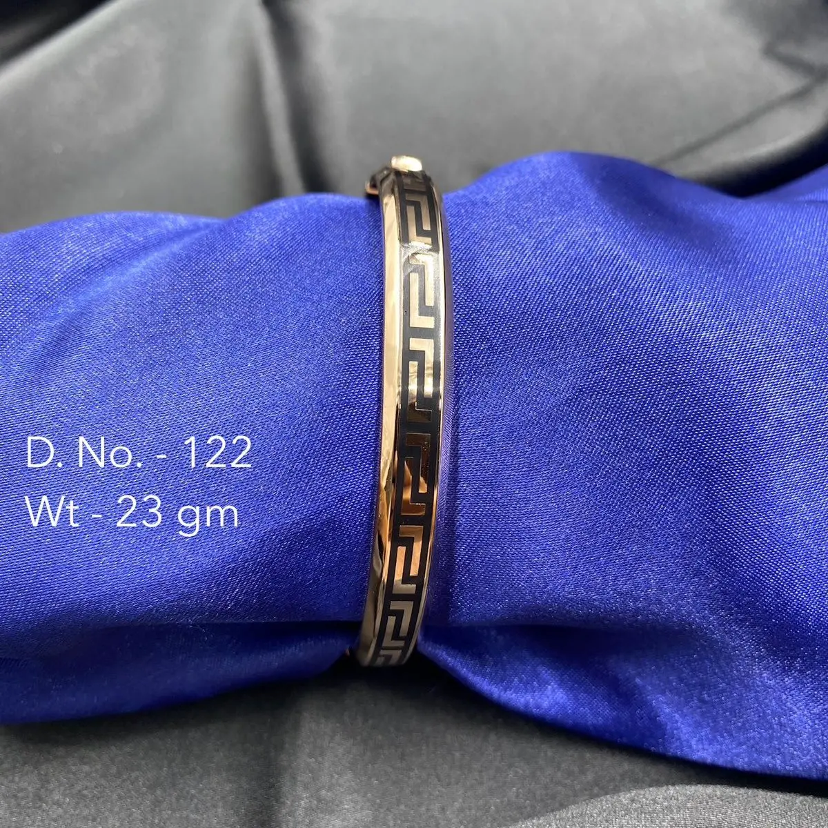 Italian Kada