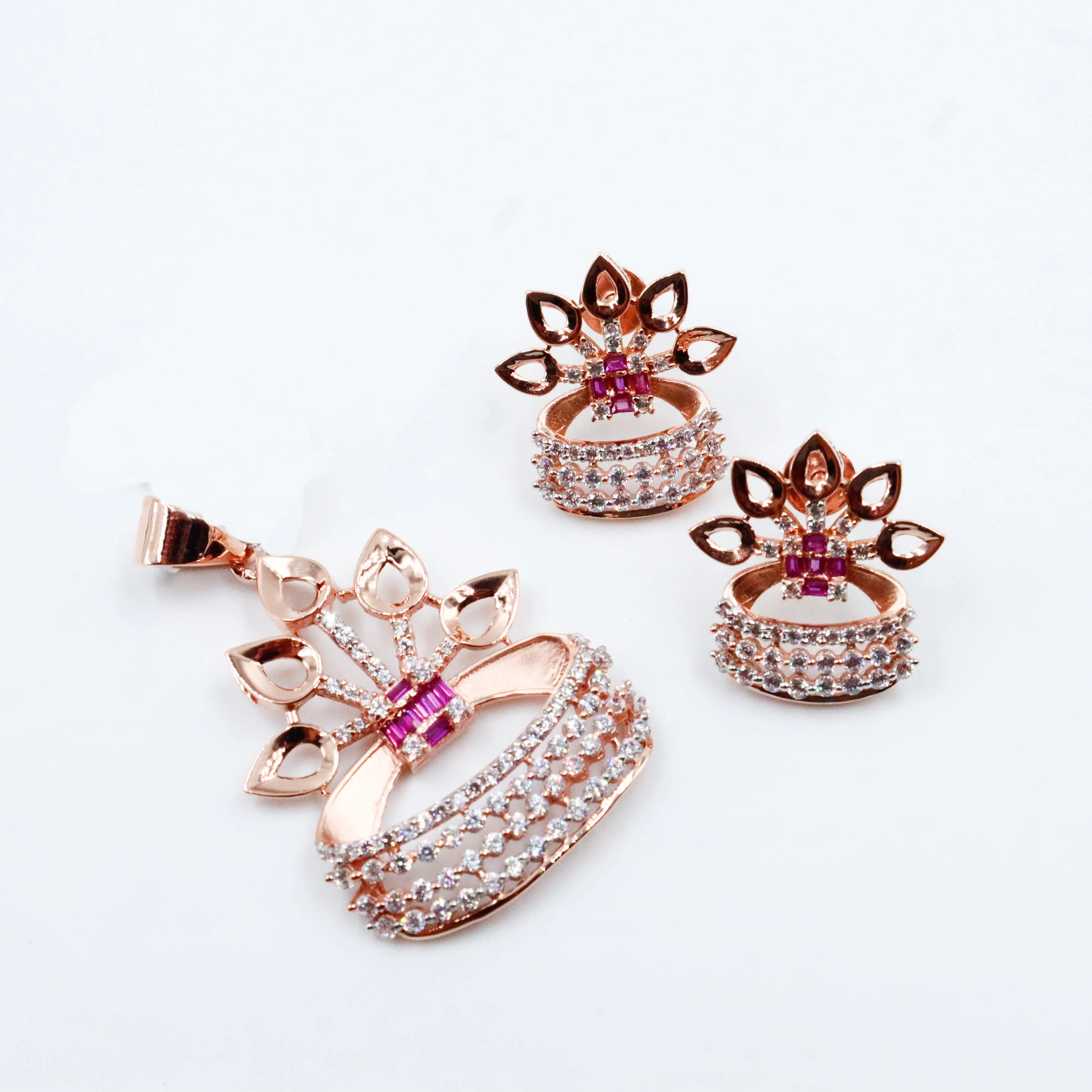 Pendant Set